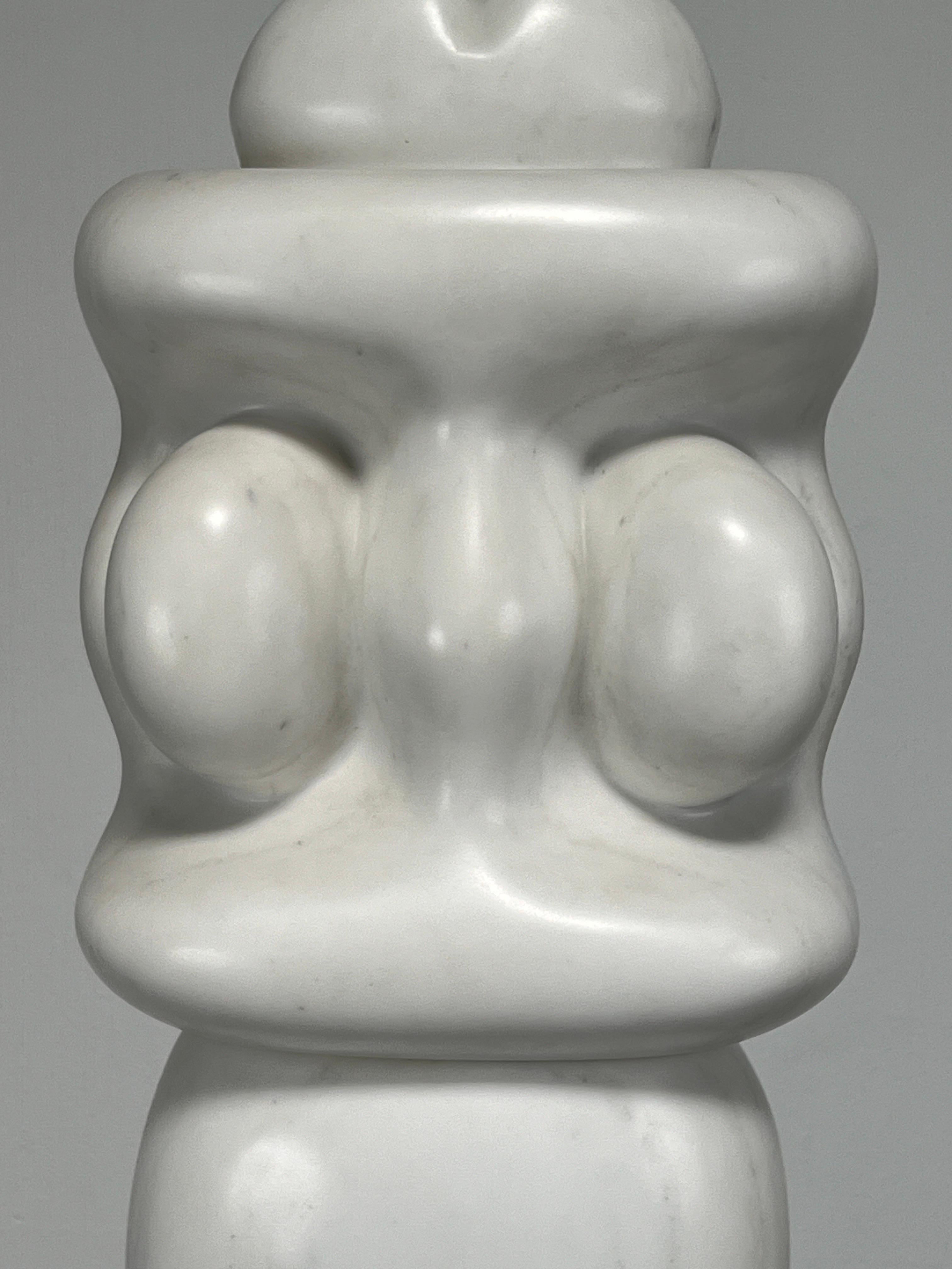 Marmo Scultura in marmo di Charles Herndon in vendita