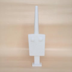 Escultura de mármol de Tom von Kaenel
