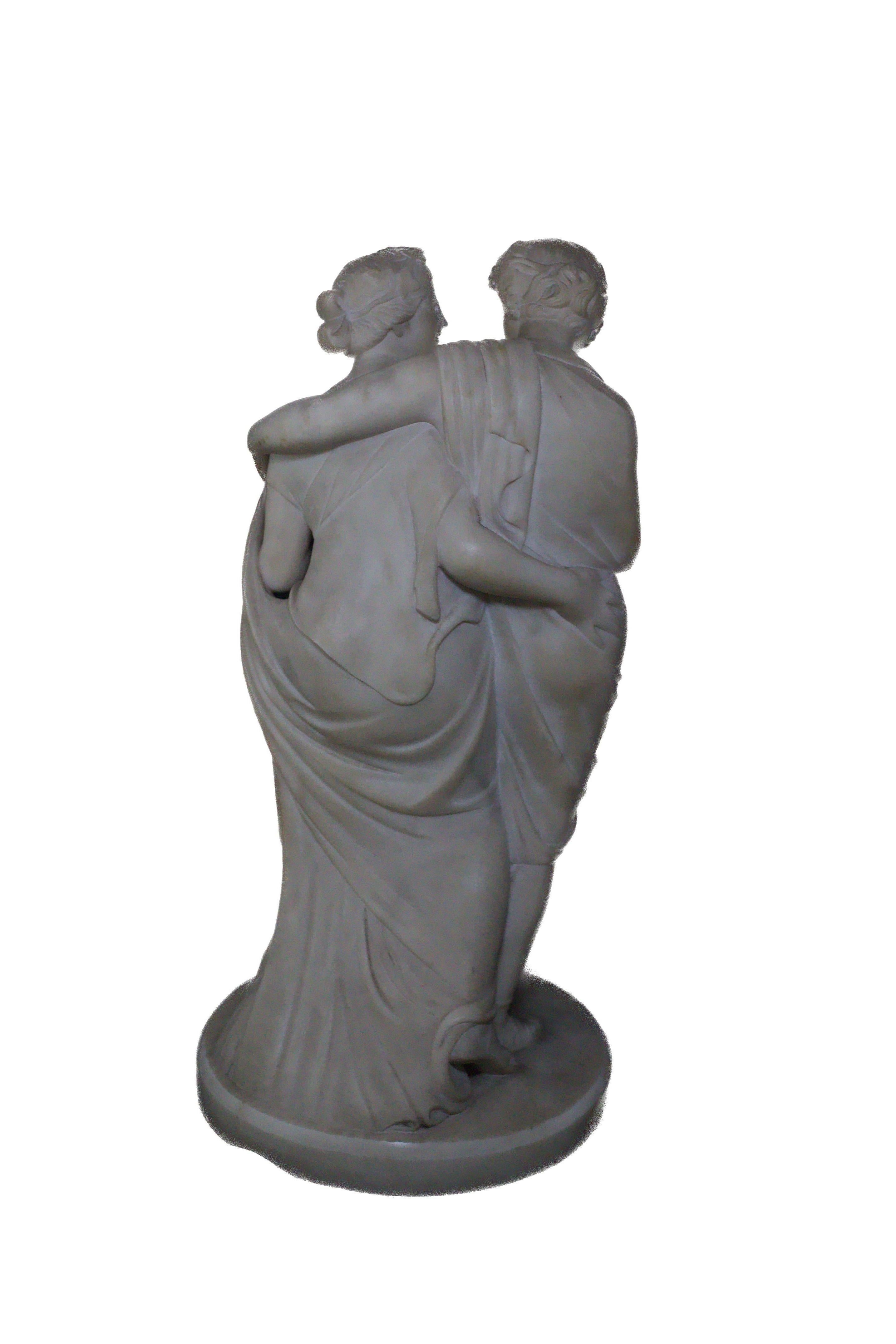Scultura in marmo di una coppia firmata Rayneval in vendita 7