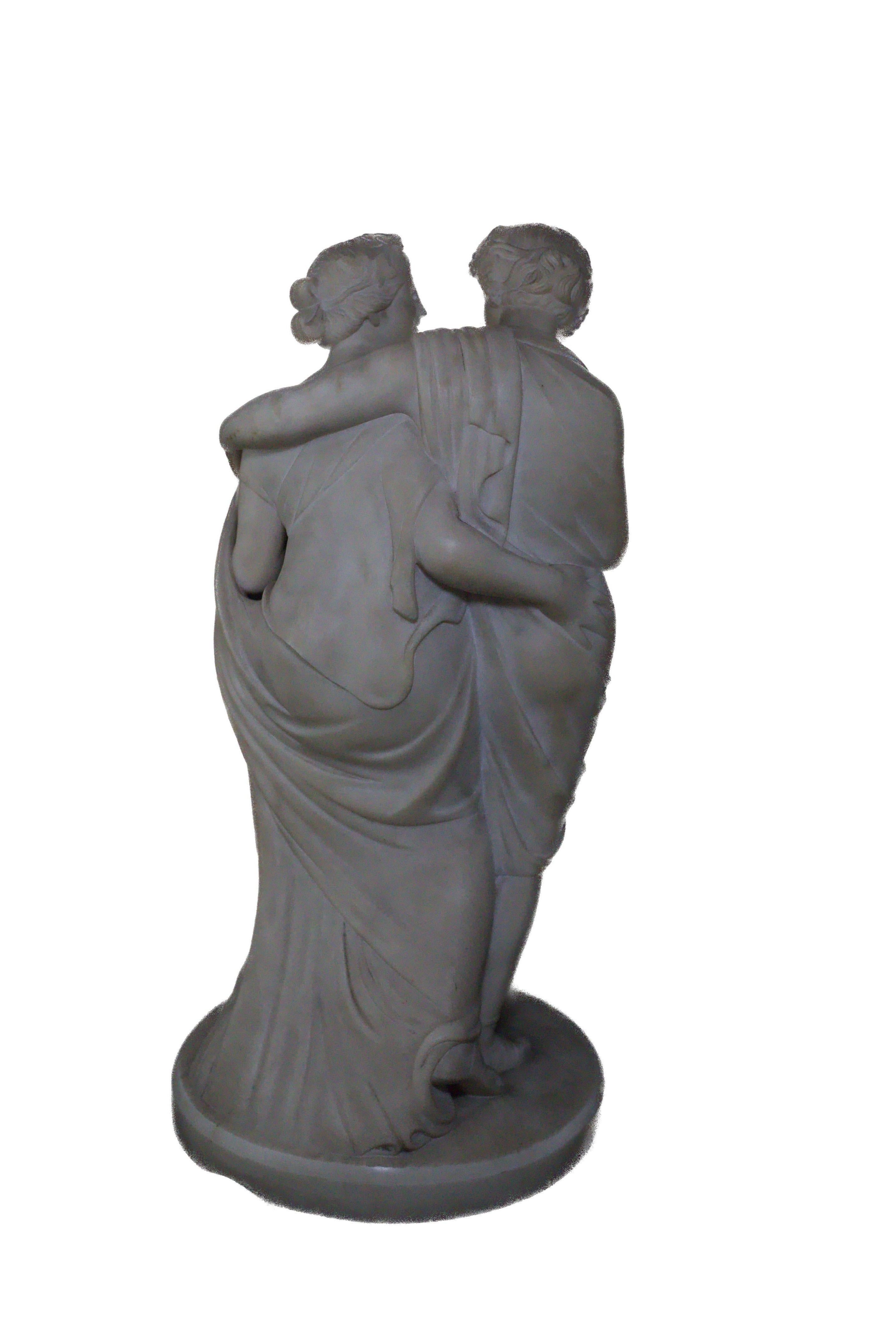 Scultura in marmo di una coppia firmata Rayneval in vendita 9