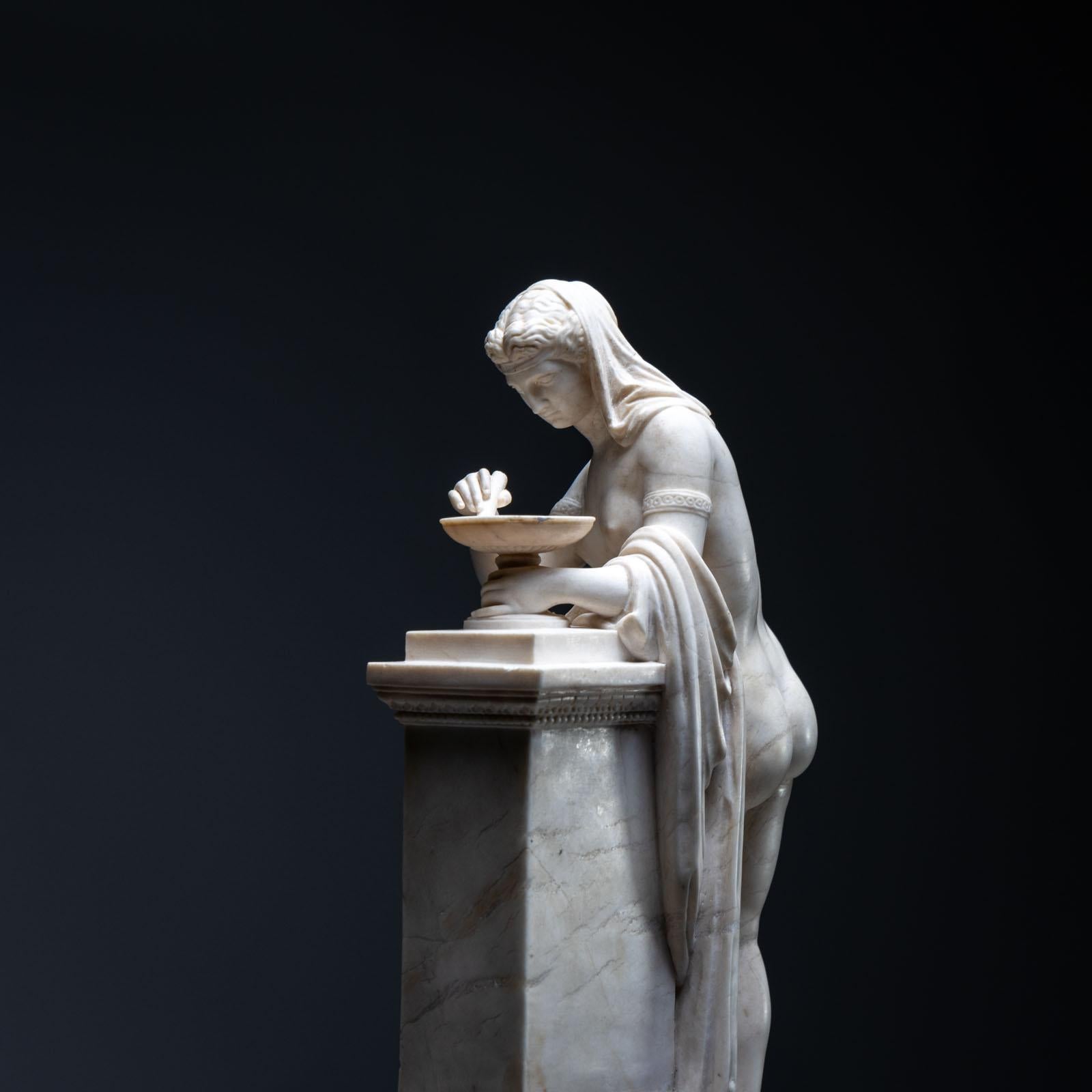 Sculpture en marbre représentant une nymphe, 19e siècle en vente 9