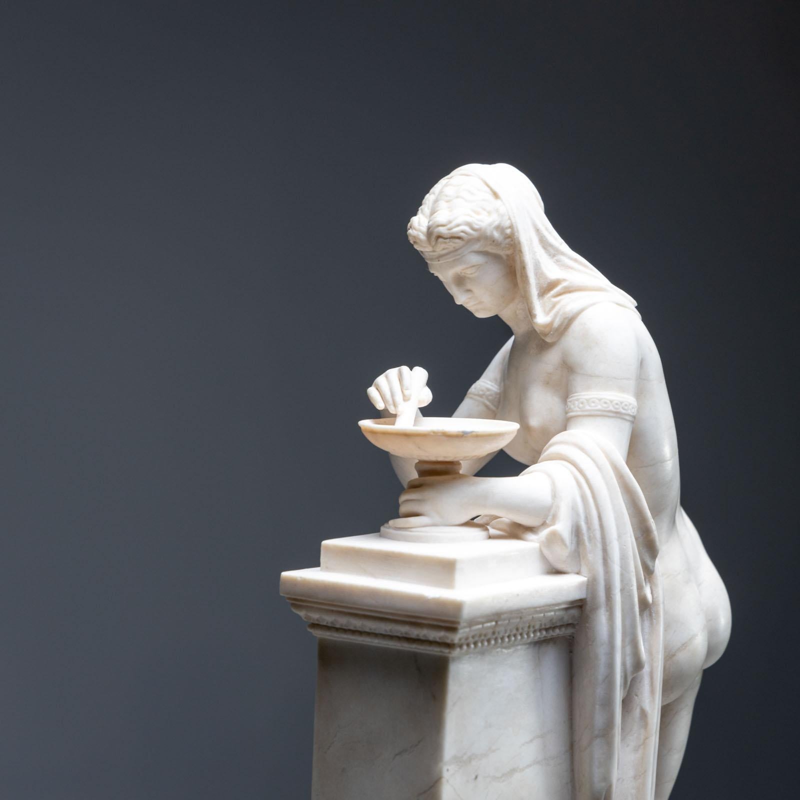 Sculpture en marbre représentant une nymphe, 19e siècle en vente 10