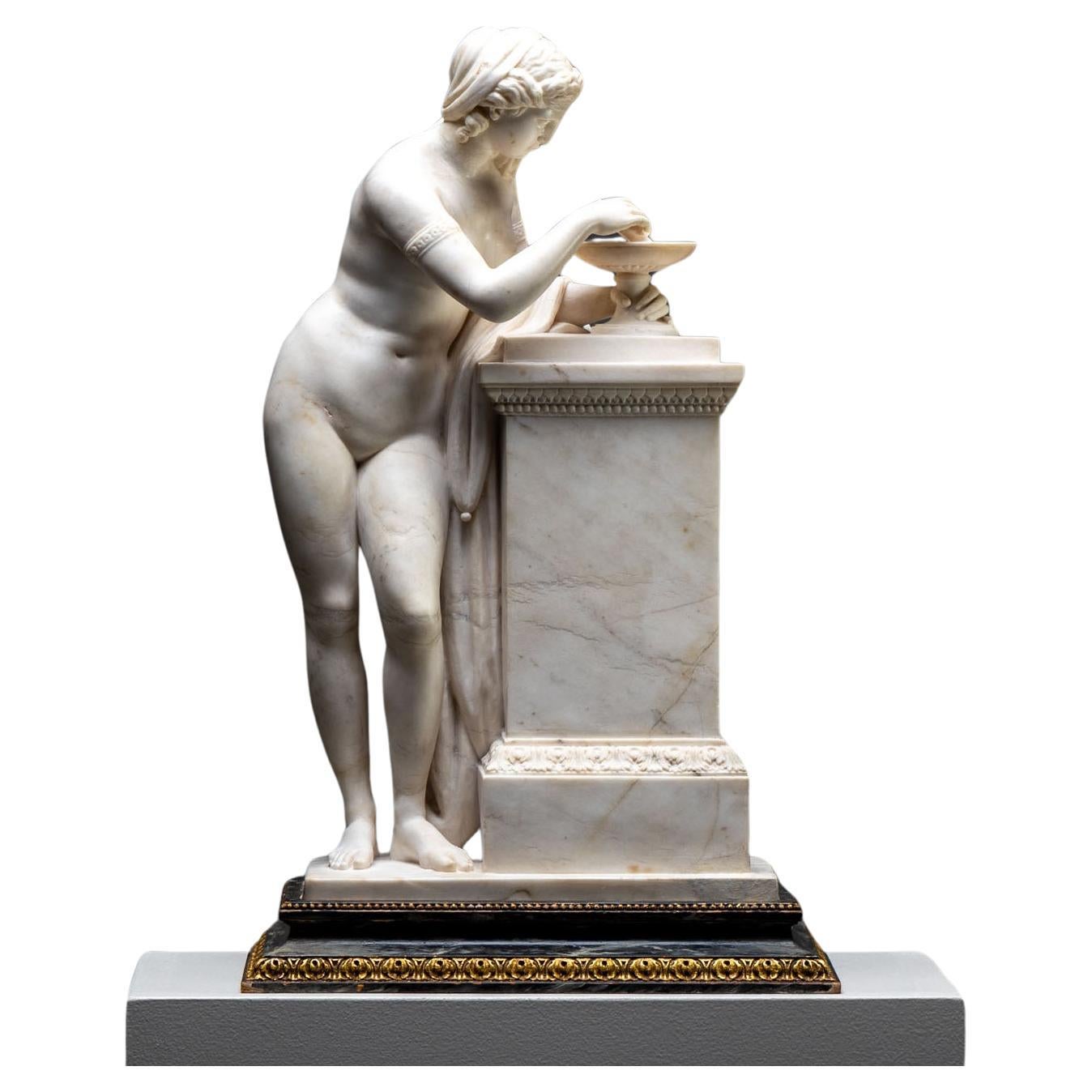 Sculpture en marbre représentant une nymphe, 19e siècle