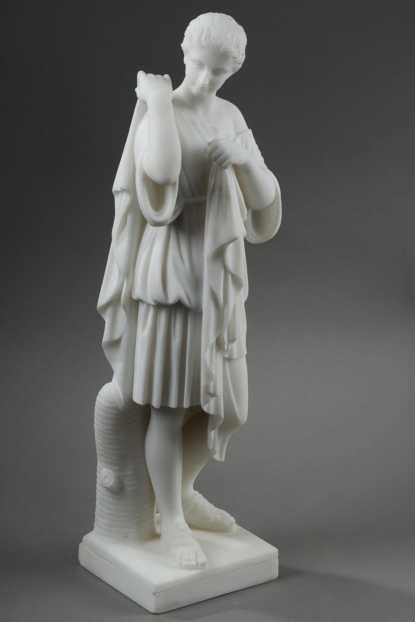 Early 20th Century Marble Sculpture of Diane de Gabies, signed Pugi For Sale