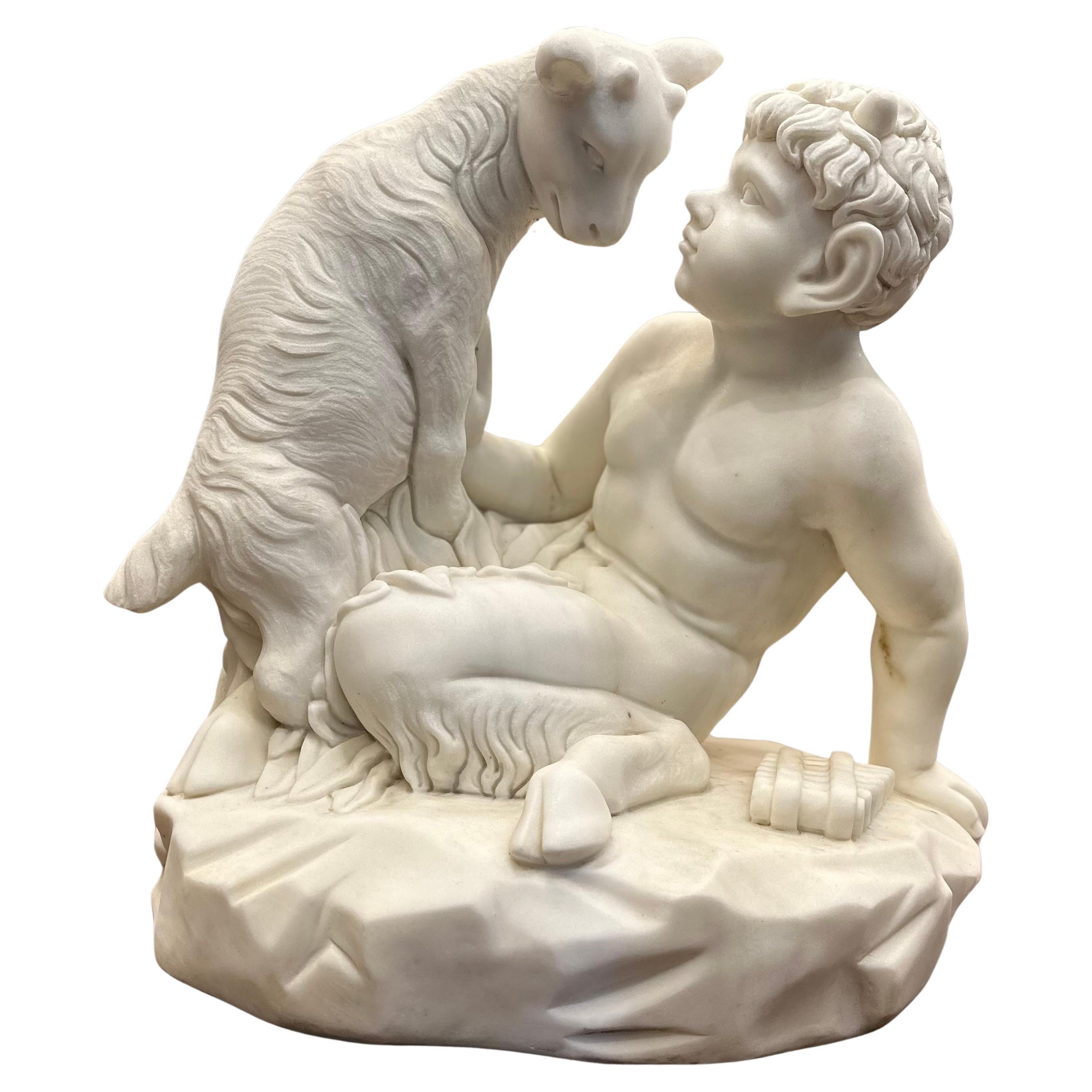 Sculpture en marbre de Pan avec une chèvre en vente