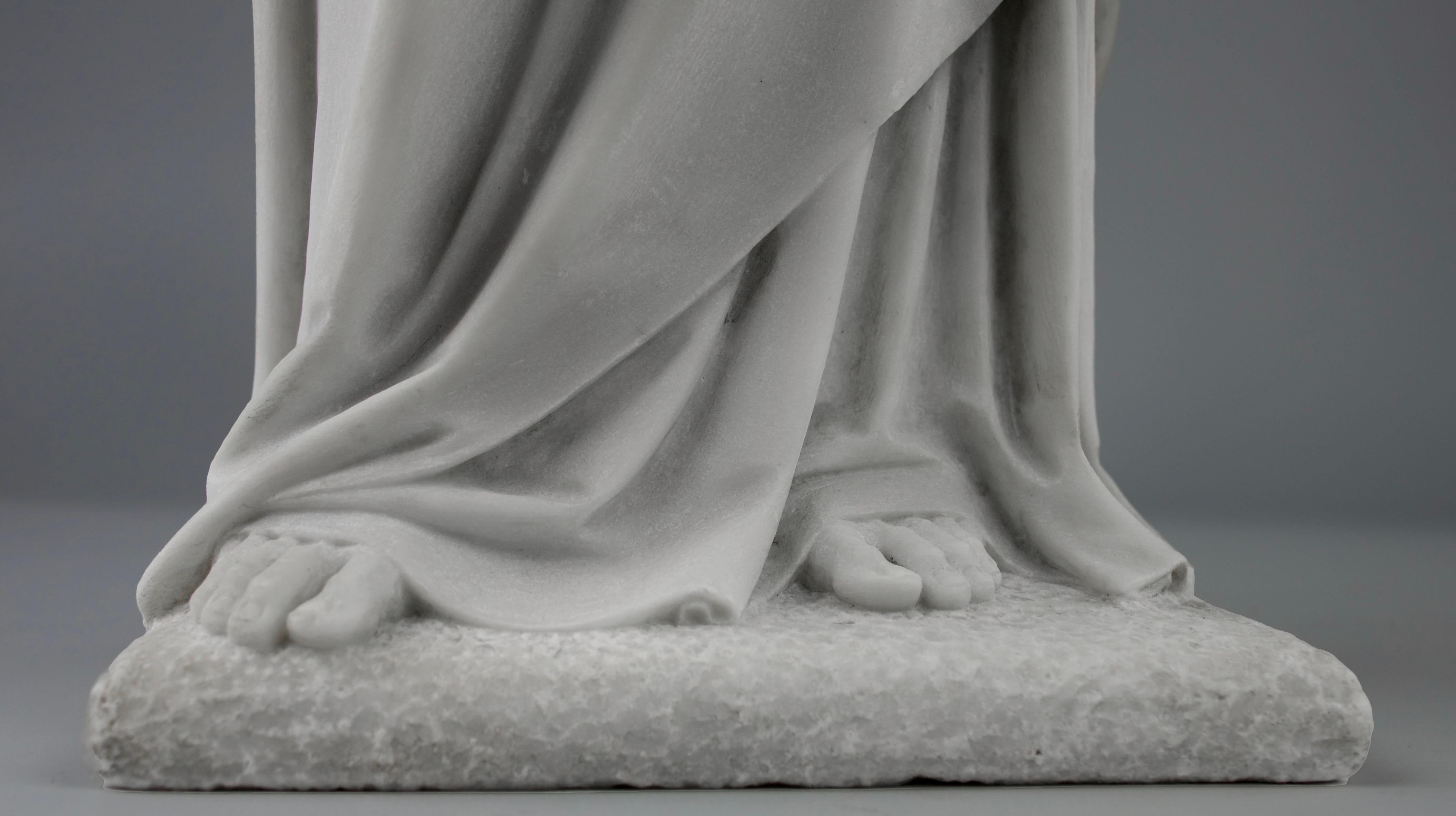 Sculpture en marbre de Saint John The Evangelist, France, XIXe siècle Bon état - En vente à PARIS, FR