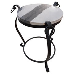 Mesa auxiliar de mármol