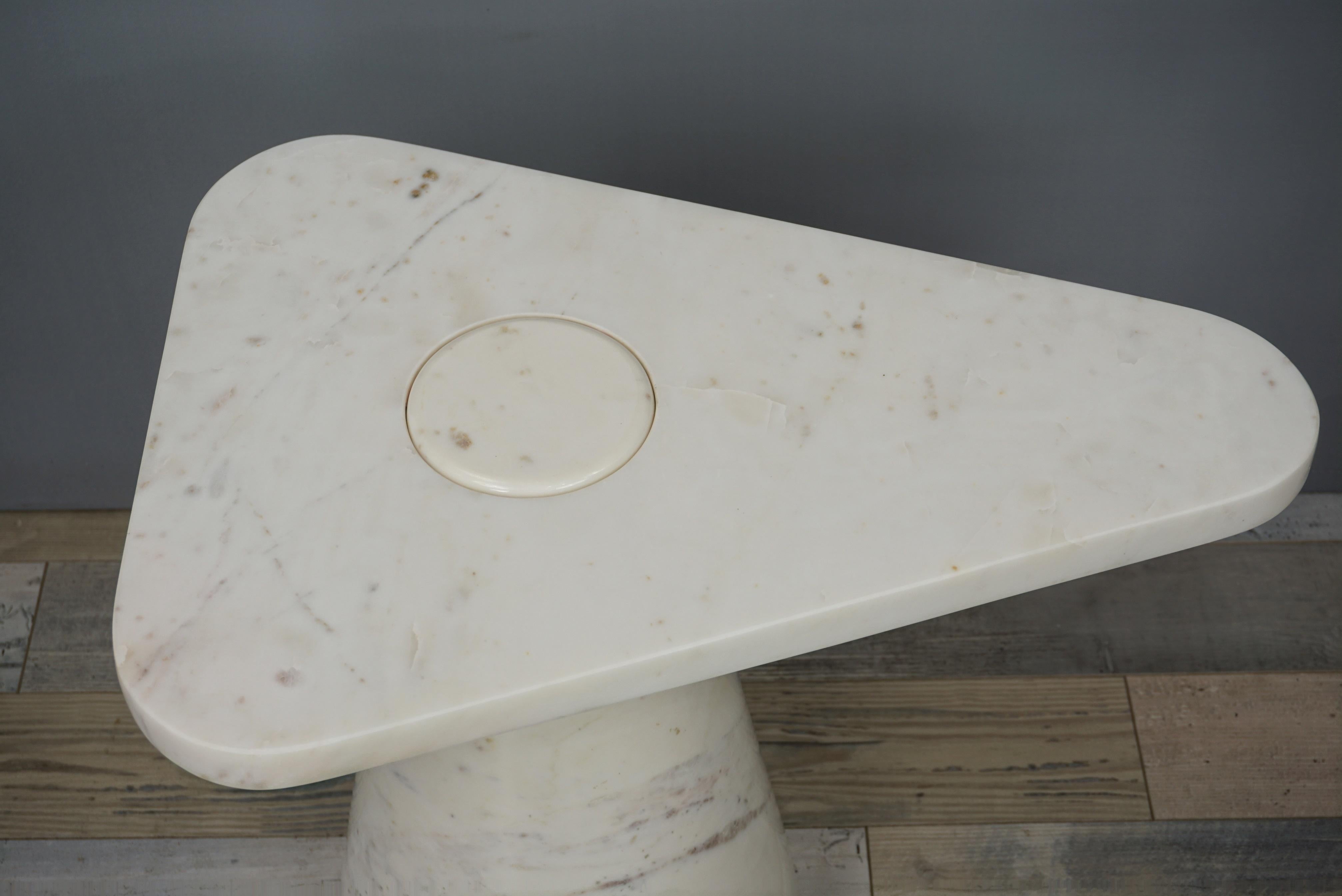 European Italian 1970s Design Style White Marble Side Table  For Sale