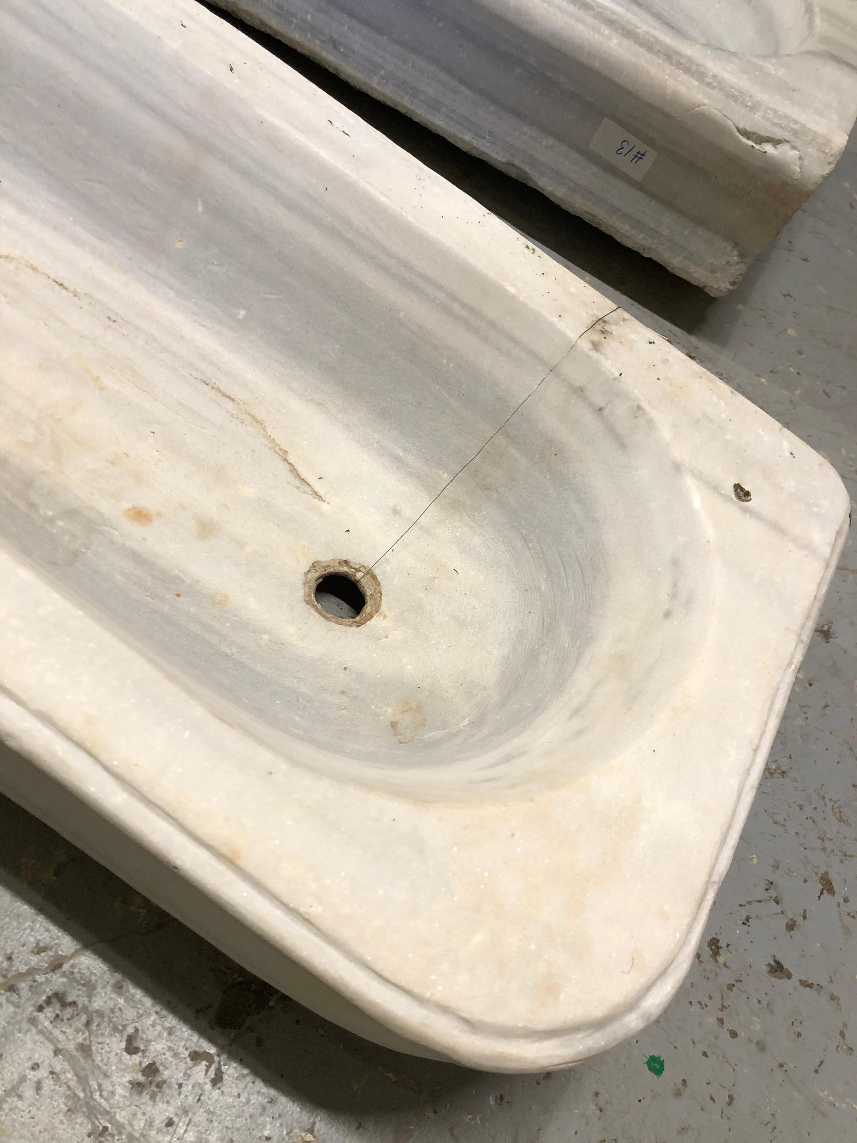 Late 18th Century European Marble Sink For Sale 1