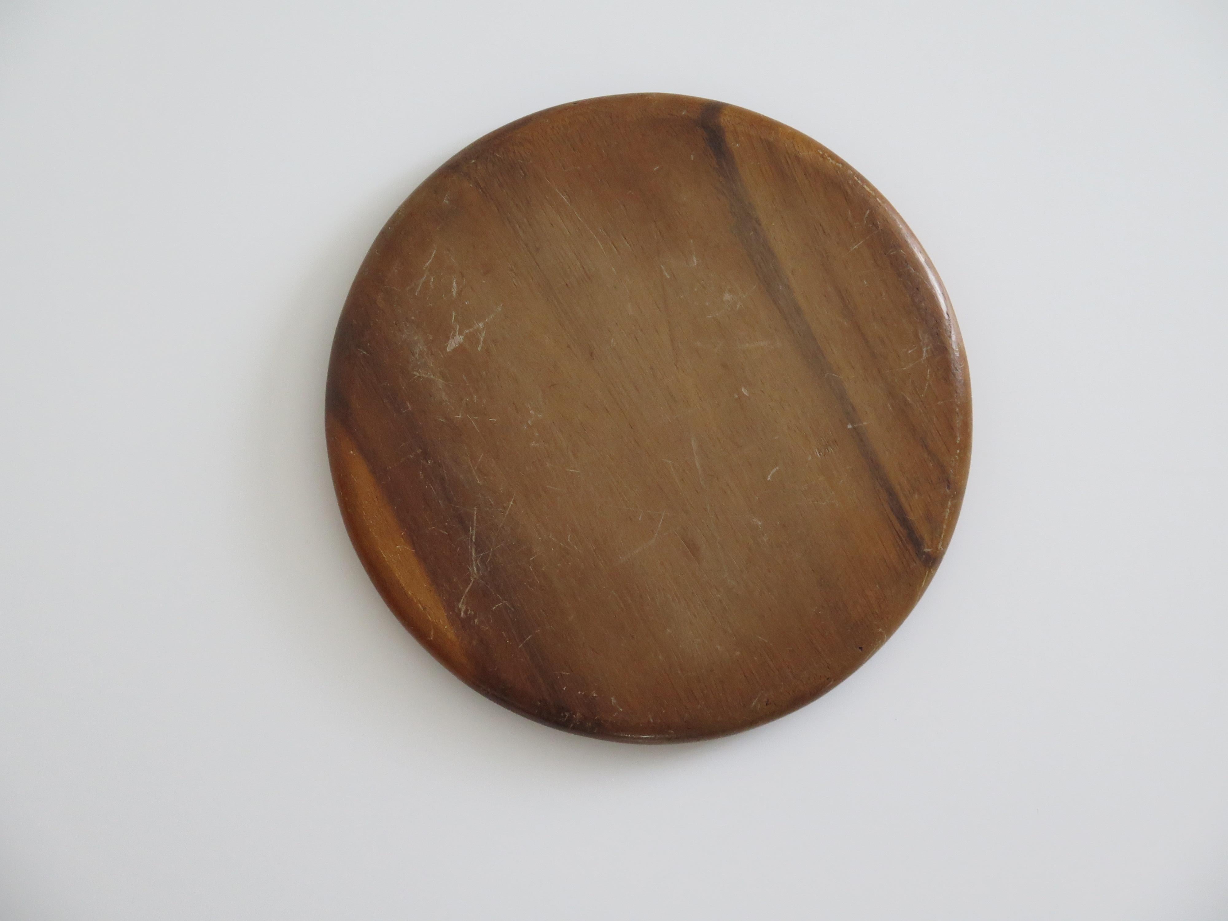 Juego de solitario de canicas Tablero de madera dura con 34 canicas antiguas de cristal arremolinado, Circa 1930 en venta 8