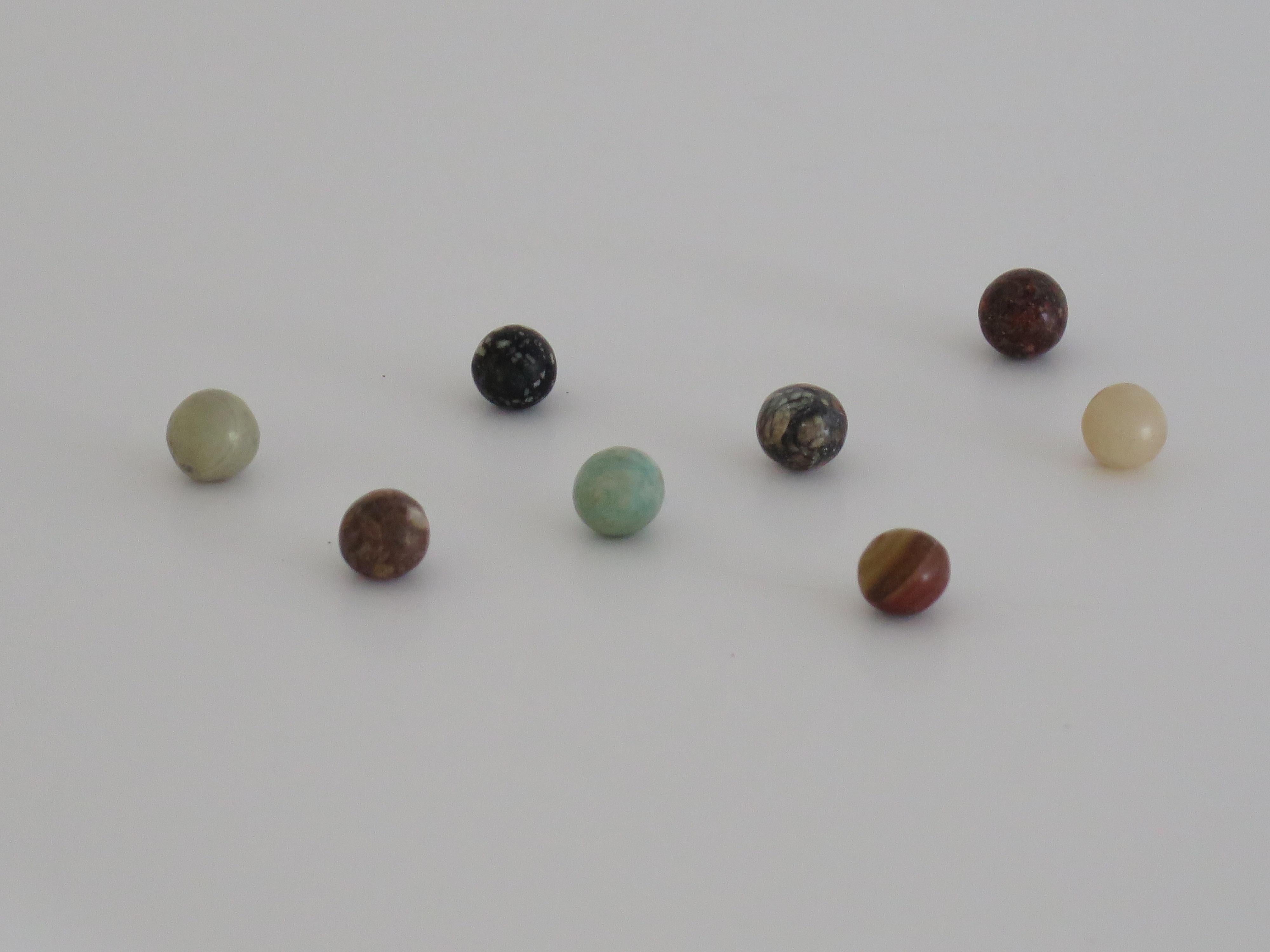 Marble Solitaire Game with hardwood board and 33 agate stone Marbles, Circa 1925 For Sale 4