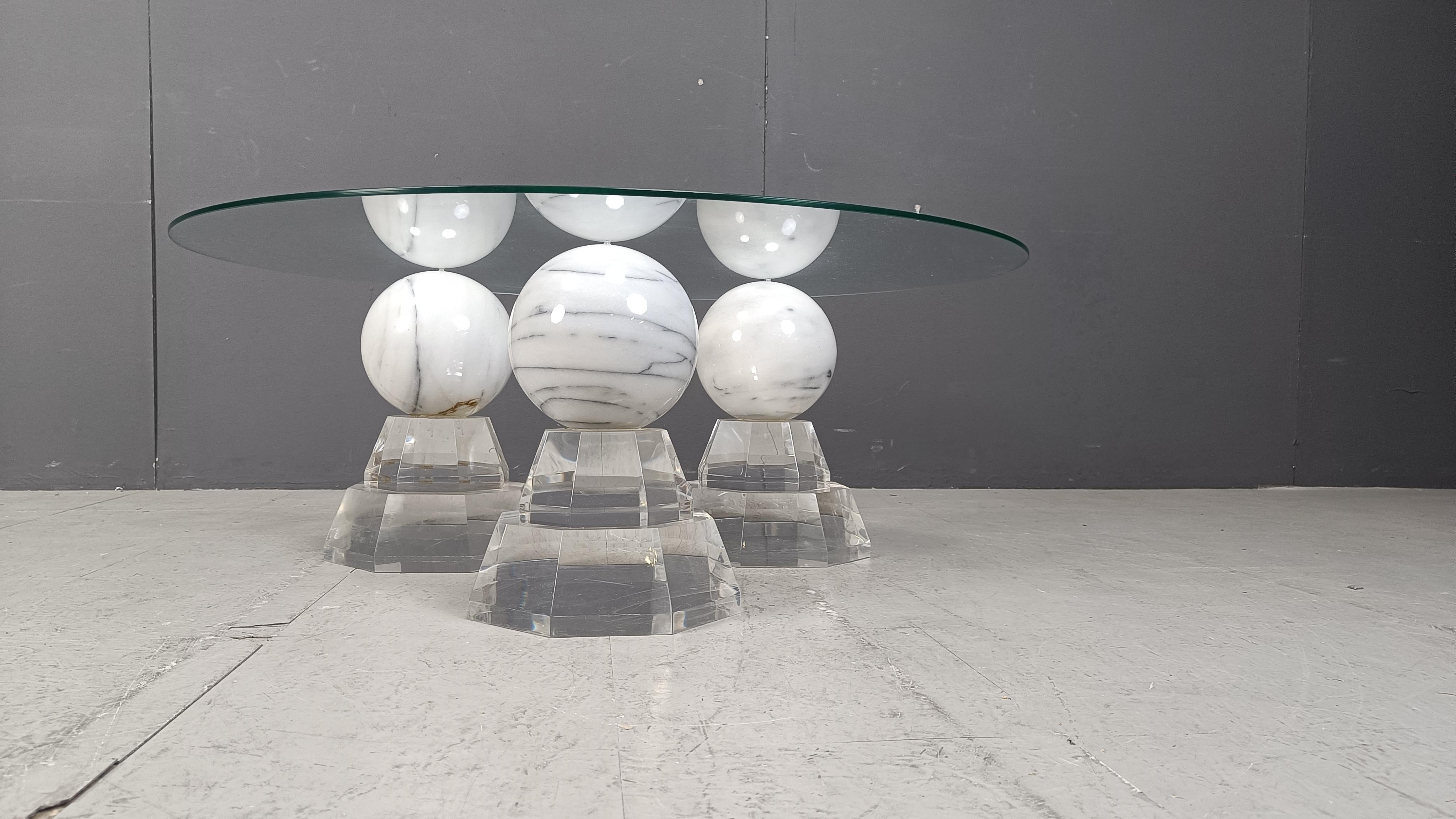 Couchtisch mit Marmorkugeln von Roche Bobois, 1980er Jahre (Ende des 20. Jahrhunderts) im Angebot