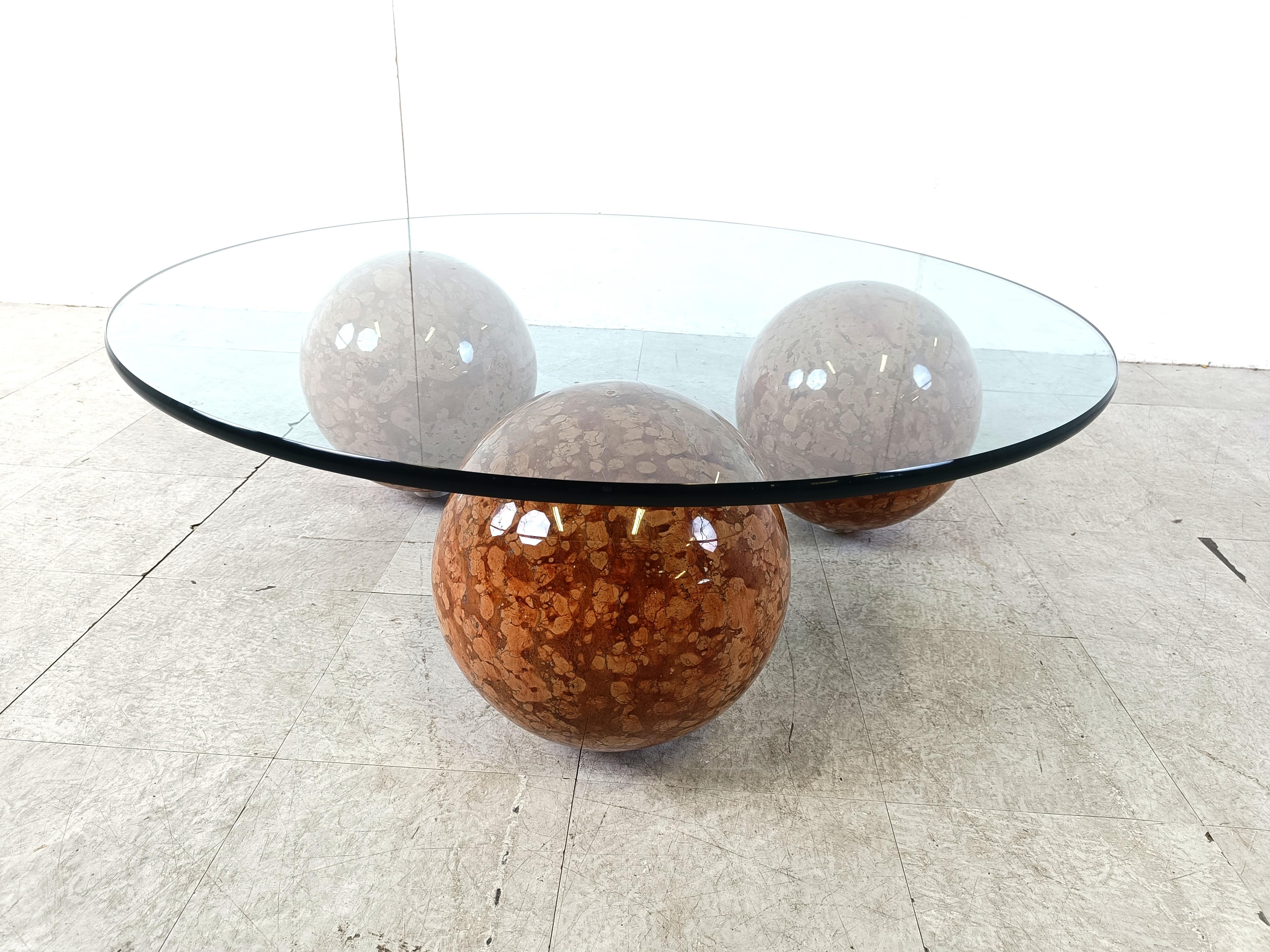 Marble sphere coffee table, italy, 1980s In Good Condition For Sale In HEVERLEE, BE