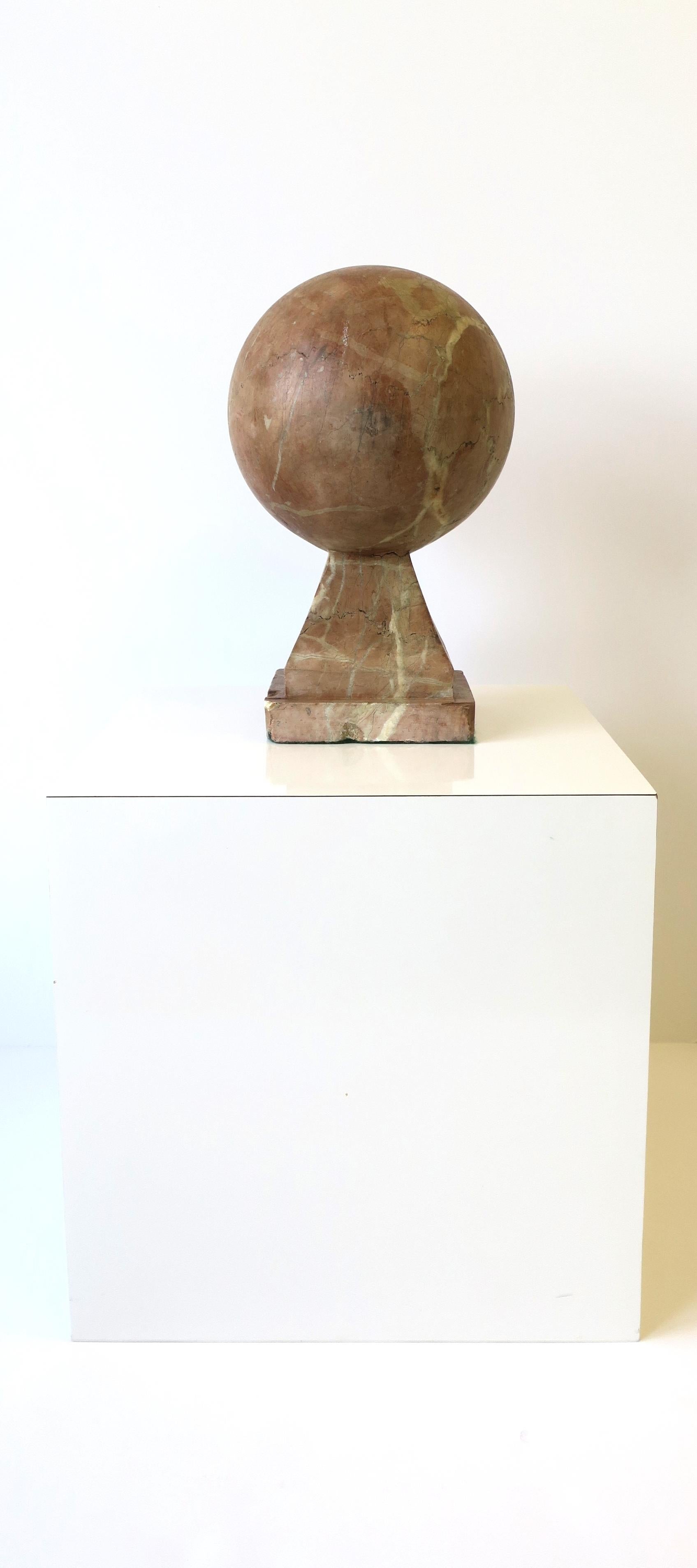 Sculpture sphère en marbre Art Déco moderne en vente 2
