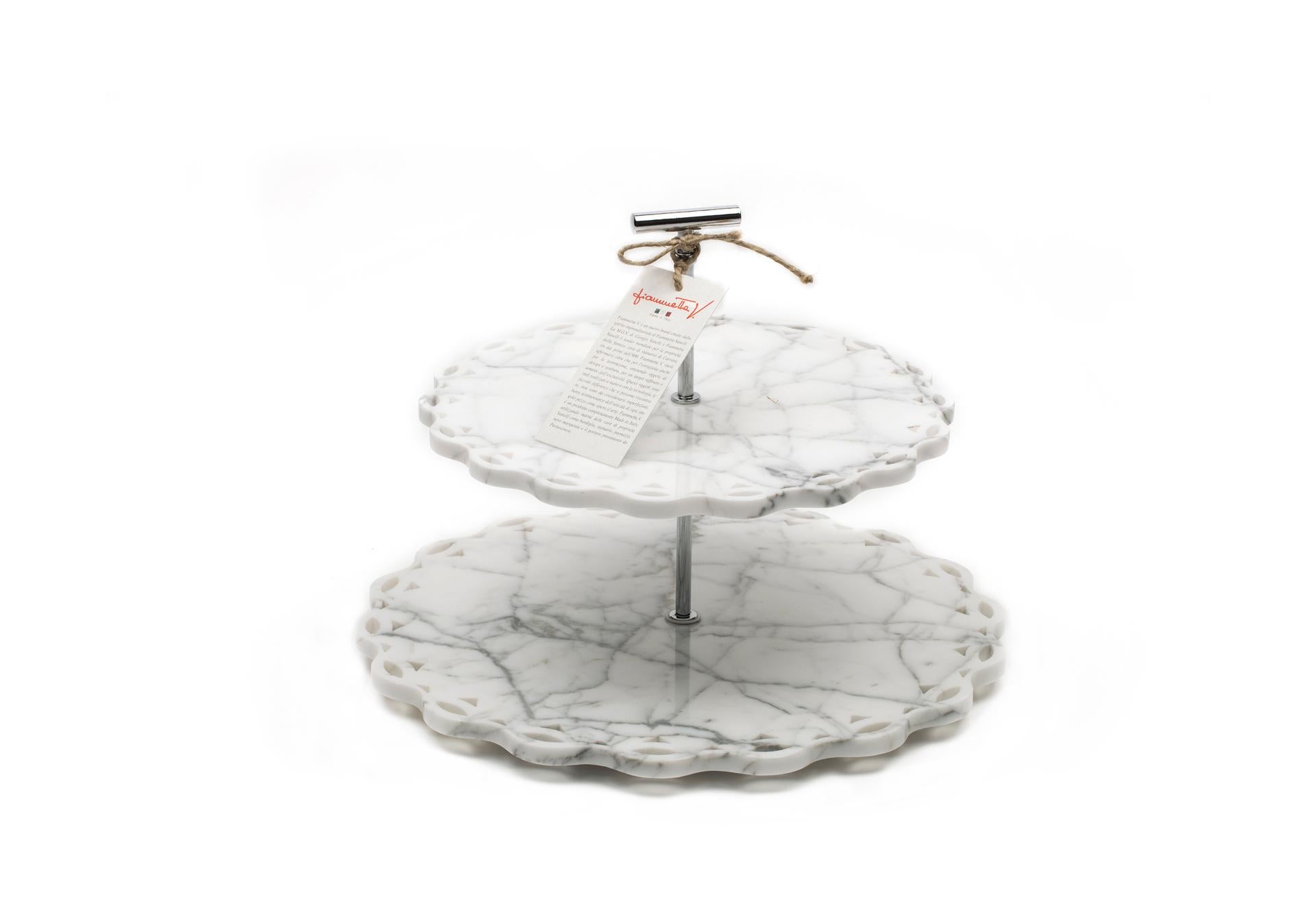 Marble Stand Cake with Lace Edge In New Condition In Carrara, IT