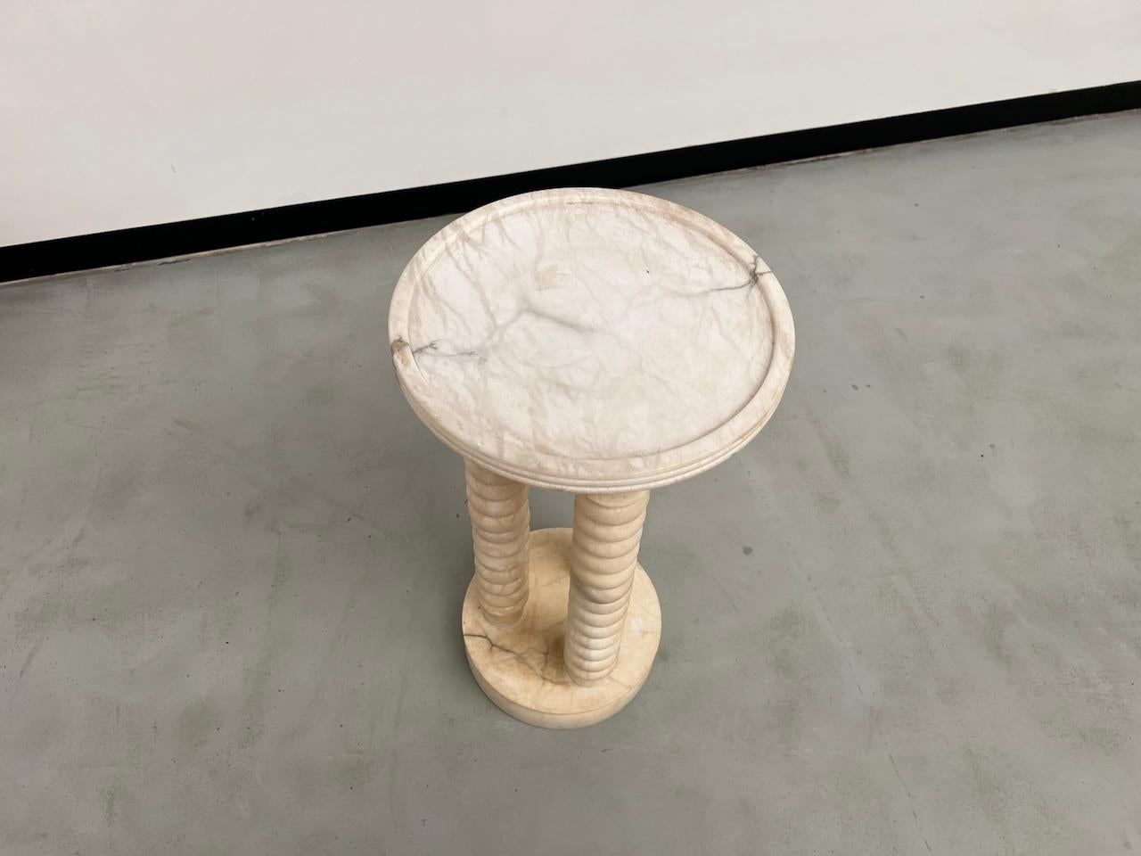 Stand en marbre avec 3 colonnes, vers 1970, France en vente 13