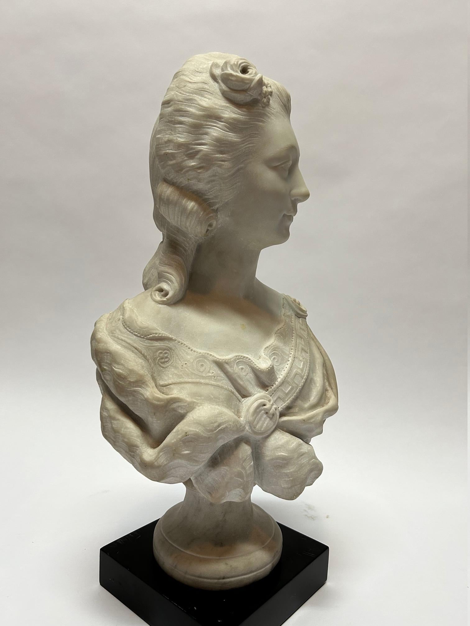 19th Century Marble Statue Marie Antoinette For Sale