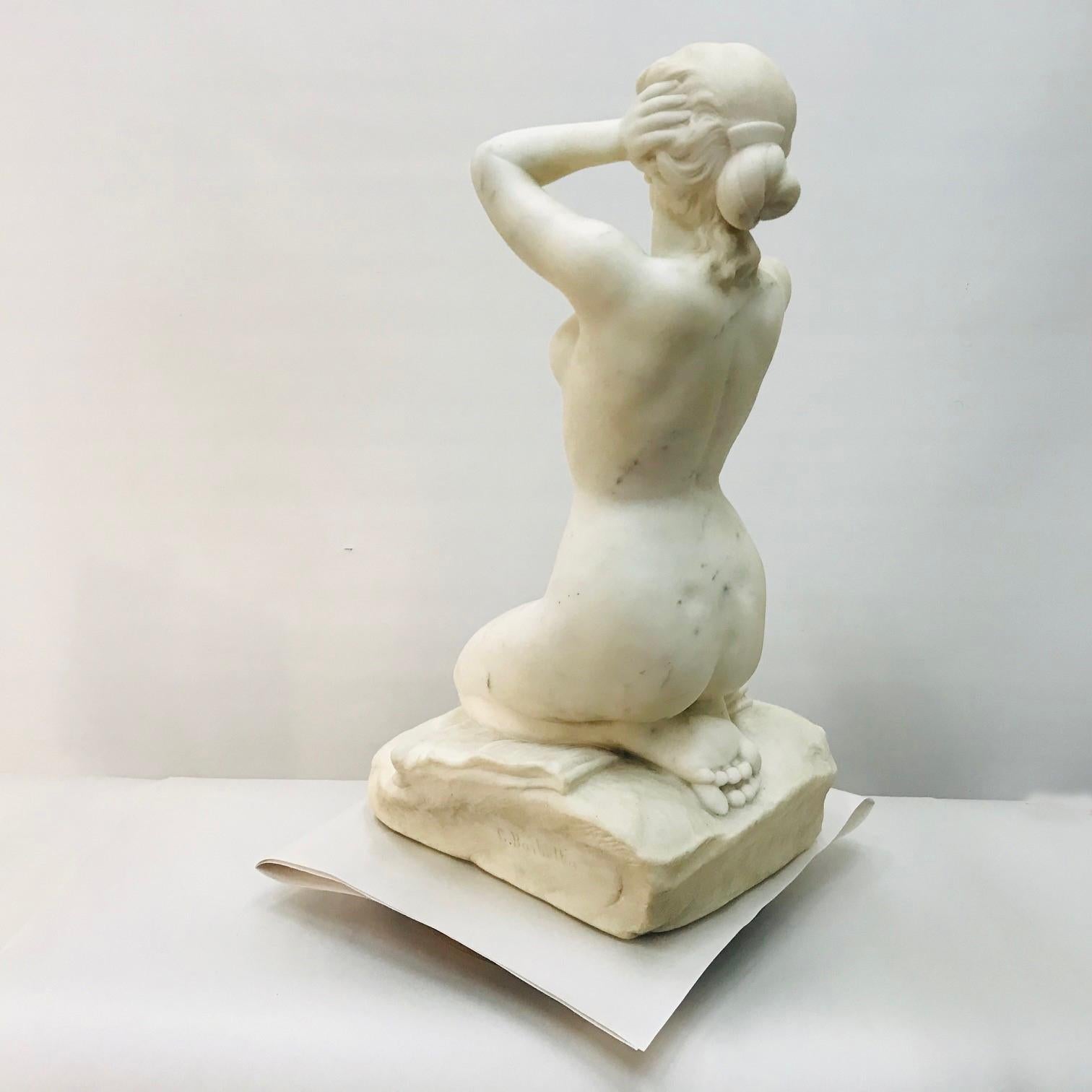 Début du 20ème siècle Statue en marbre « Awakening » d'après Constantino Barbella en vente