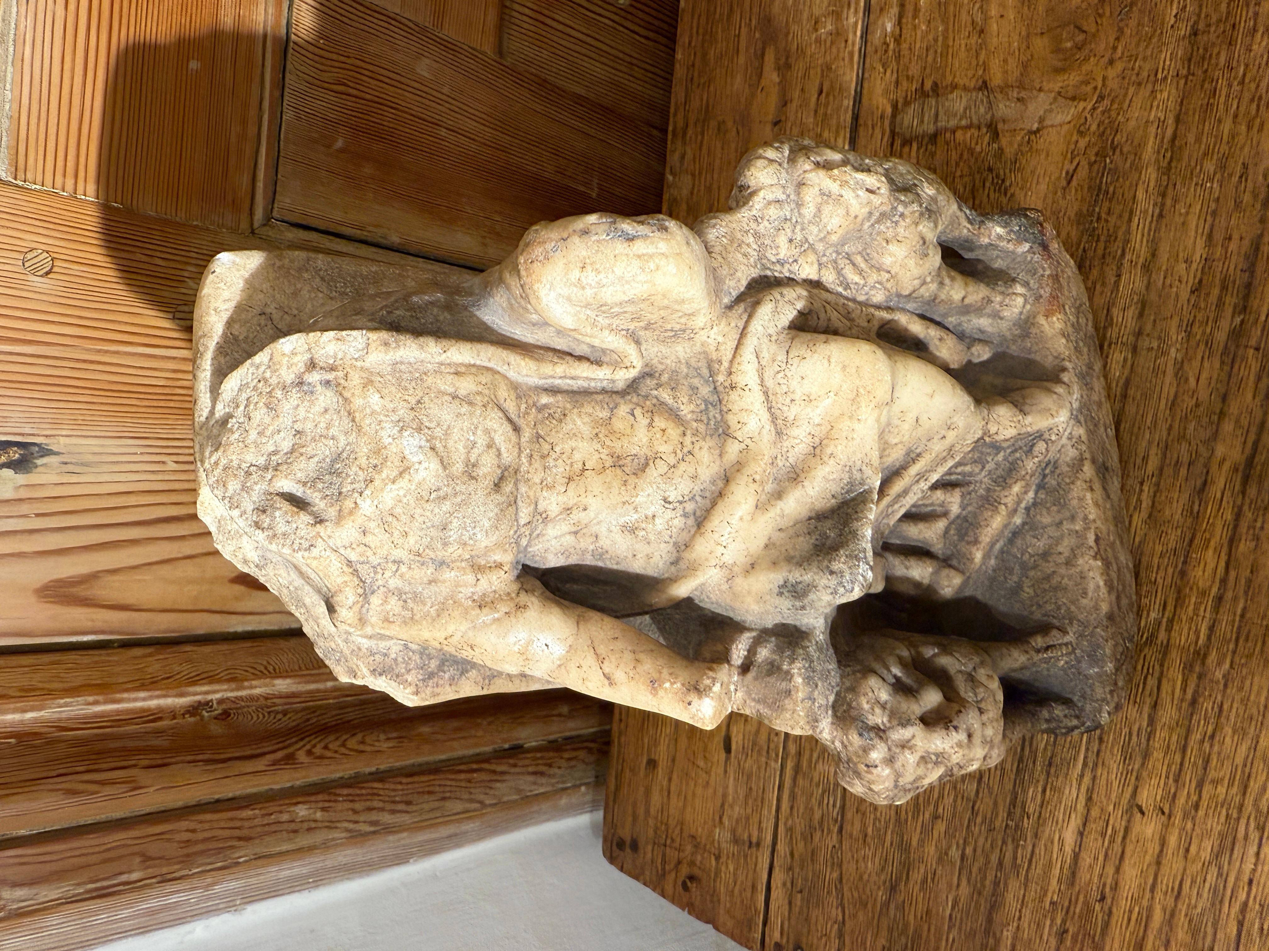 Statuette en marbre de Cybèle trônant, Empire romain, vers le IIIe siècle après J.-C. en vente 9