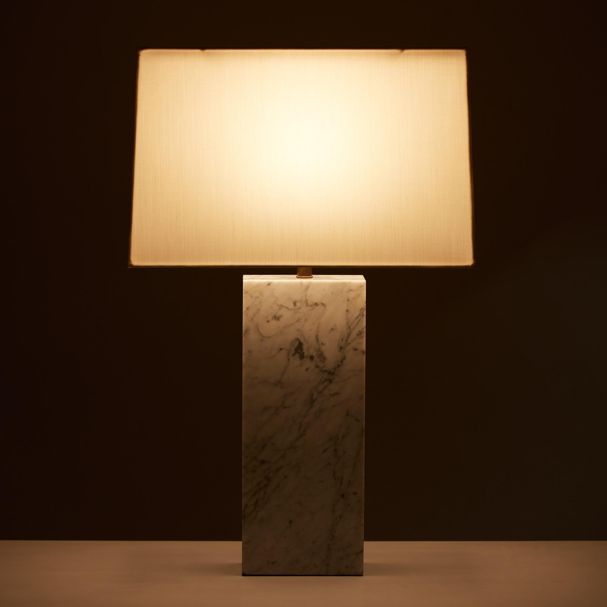 Marble Table Lamp in the Style of T.H. Robsjohn-Gibbings For Sale 2