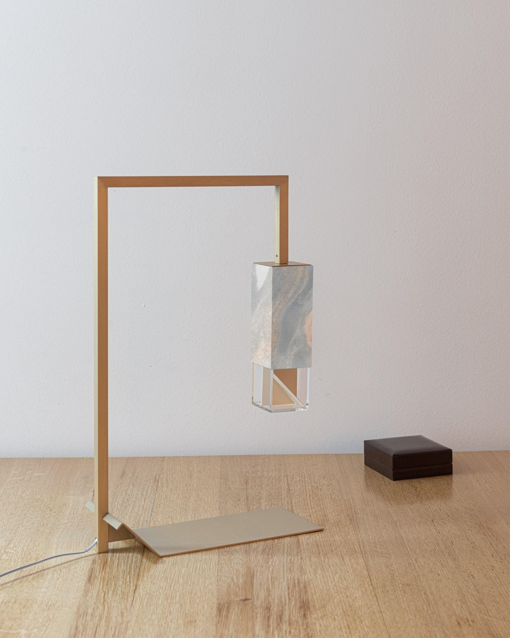 Laiton Lampe de table en marbre Two 01 Réédition Revamp de Formaminima en vente