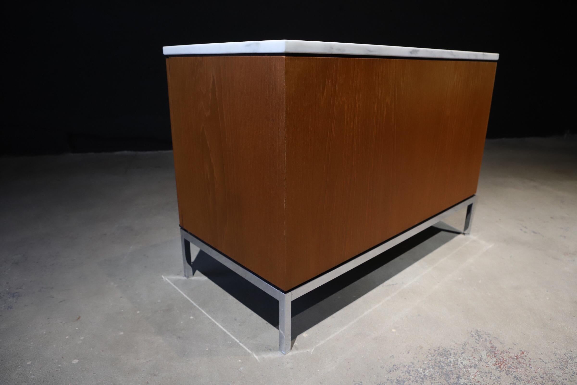 Marble-Top Credenza by Florence Knoll 7