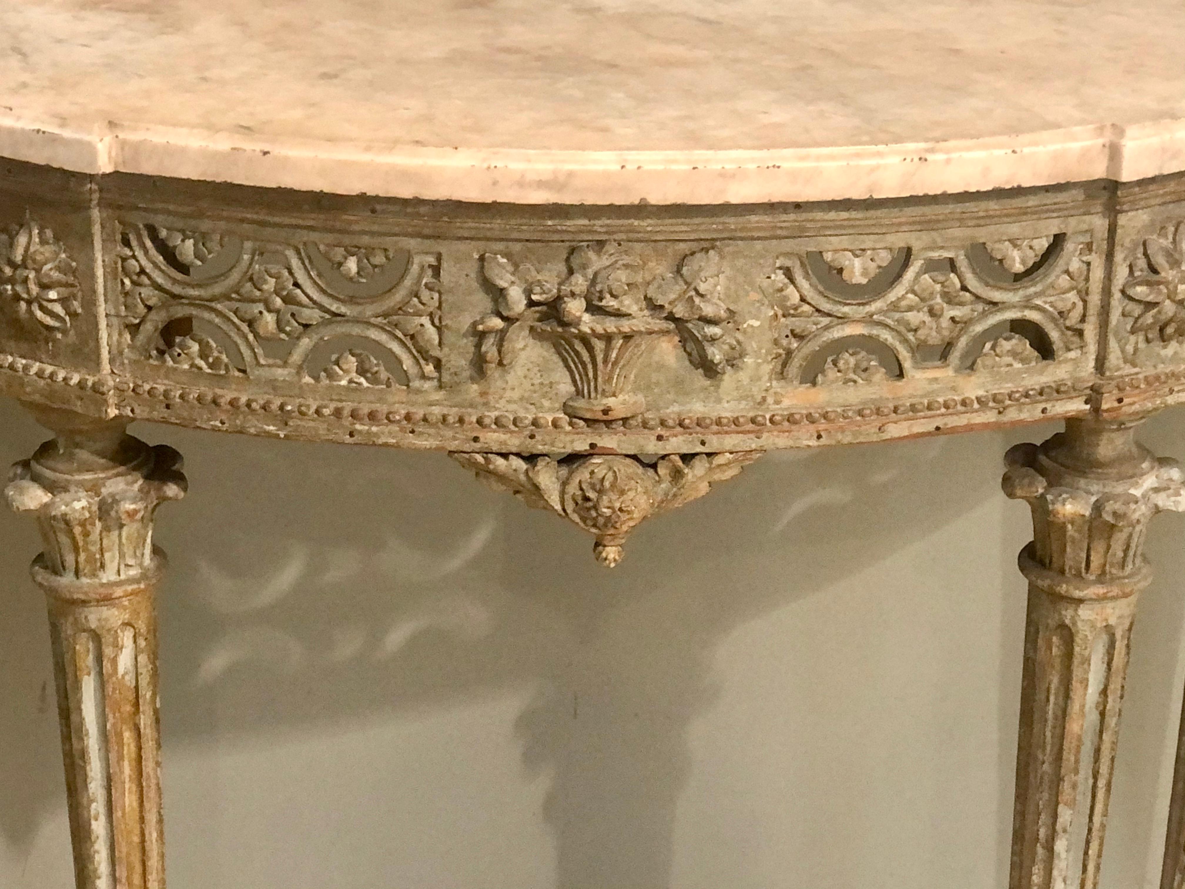 Marmorplatte Demilune Beistelltisch Konsole um 1780 Époque Louis XI Gemalt im Zustand „Gut“ im Angebot in Stamford, CT