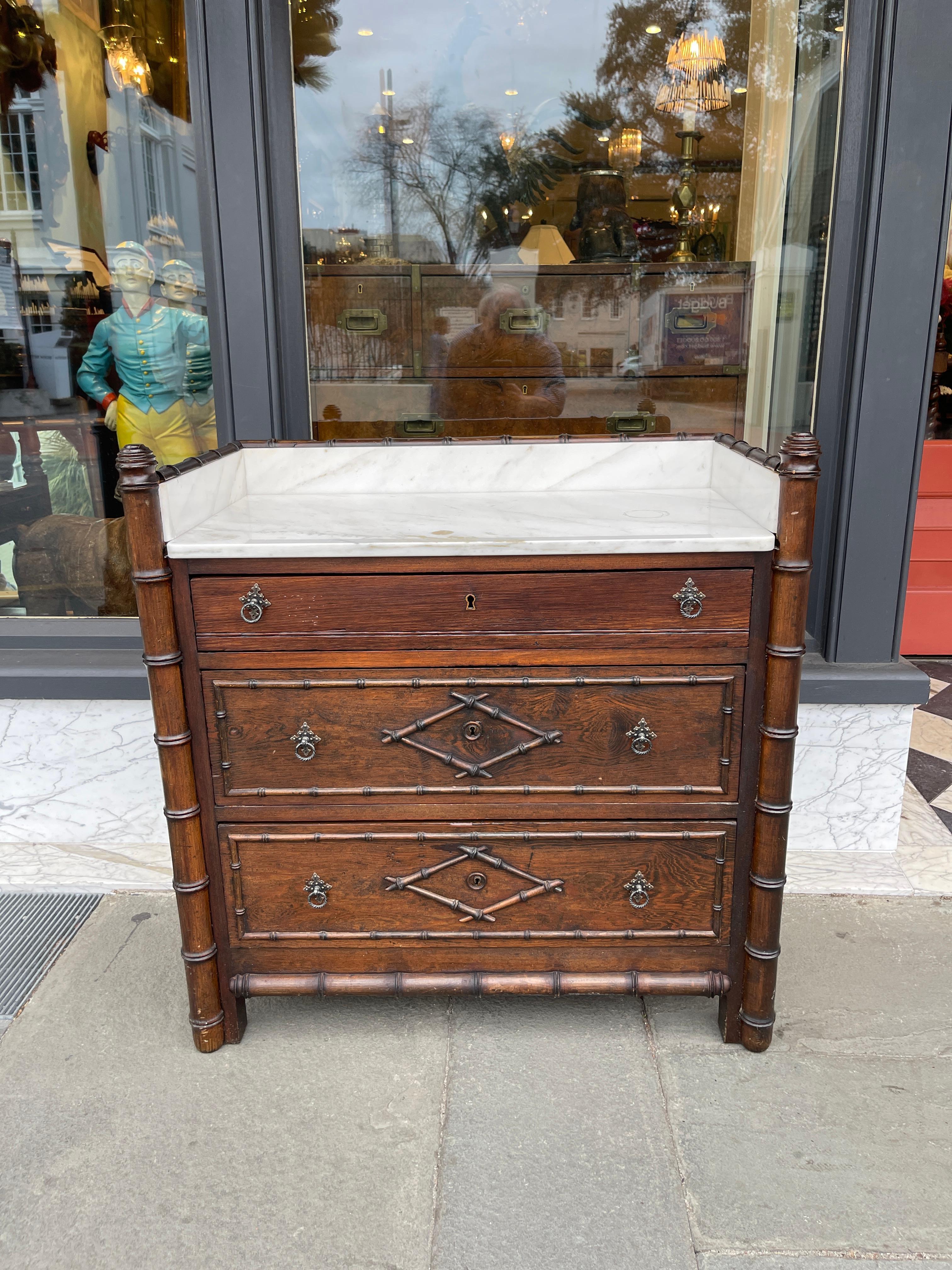 Marble top faux bamboo chest early 20th century  In Good Condition For Sale In Charleston, SC