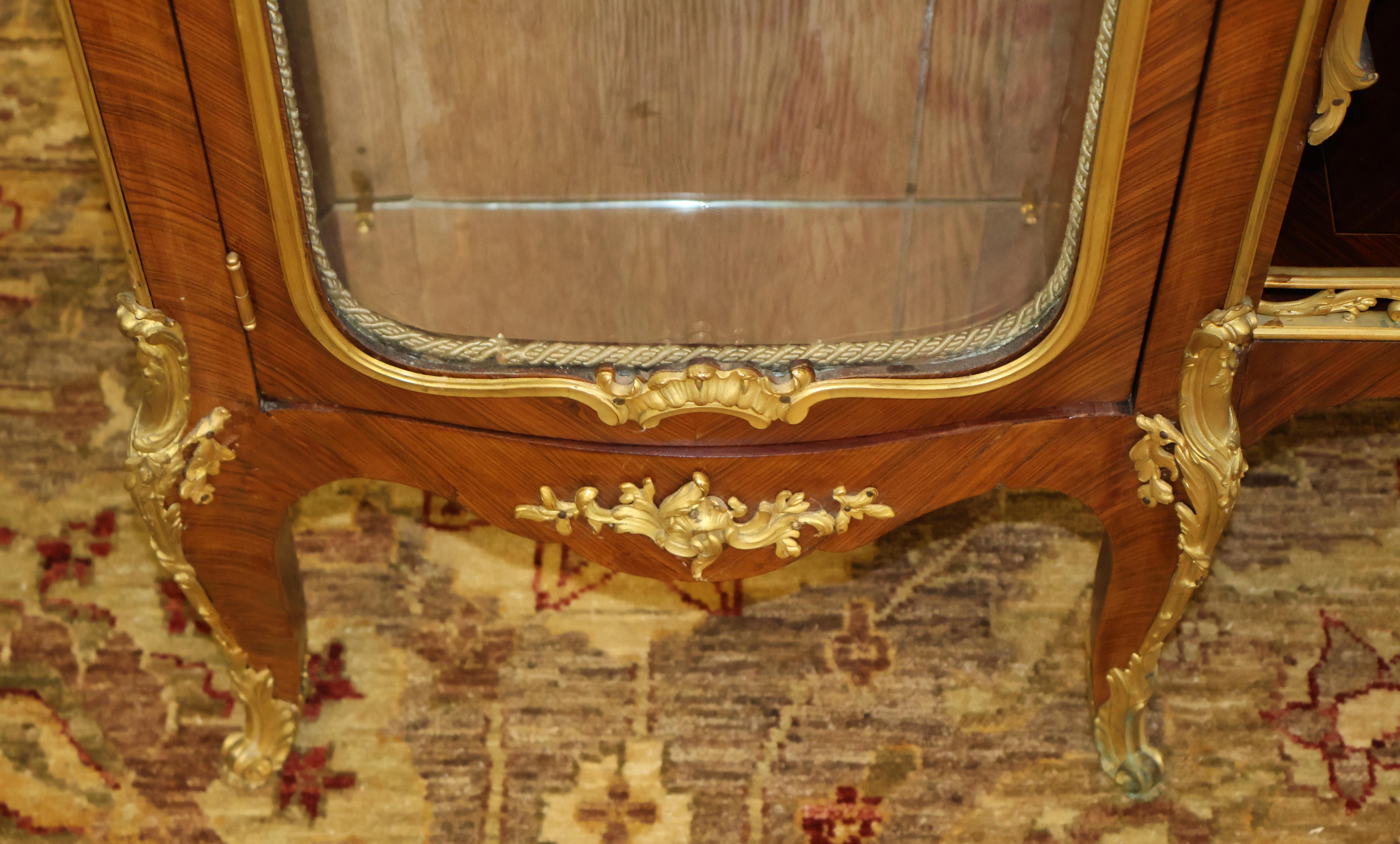 Marble Top French Ormolu Kingwood Inlaid Marquetry Vitrine Attributed To Linke For Sale 11
