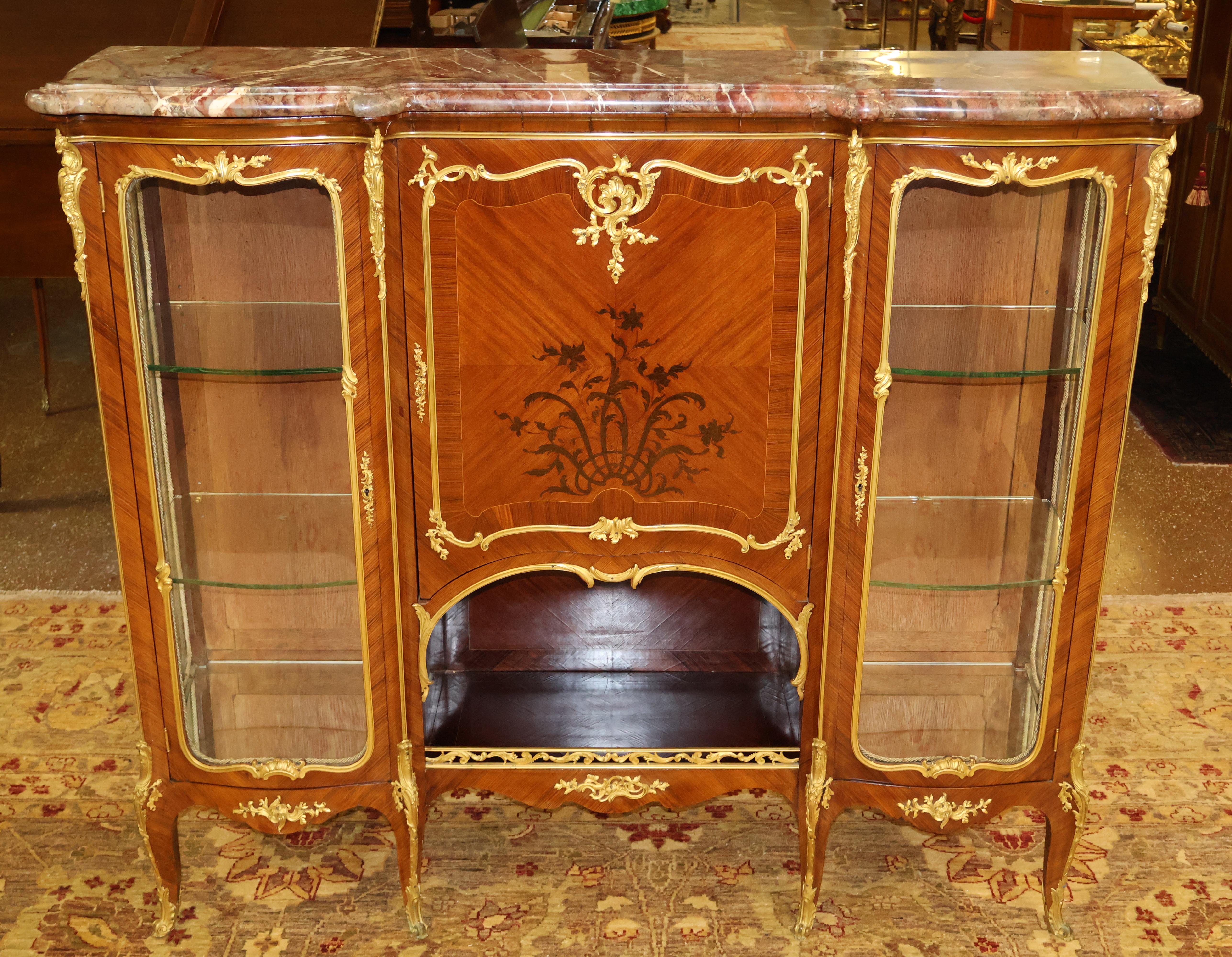 Marble Top French Ormolu Kingwood Inlaid Marquetry Vitrine Attributed To Linke

Dimensions : 55