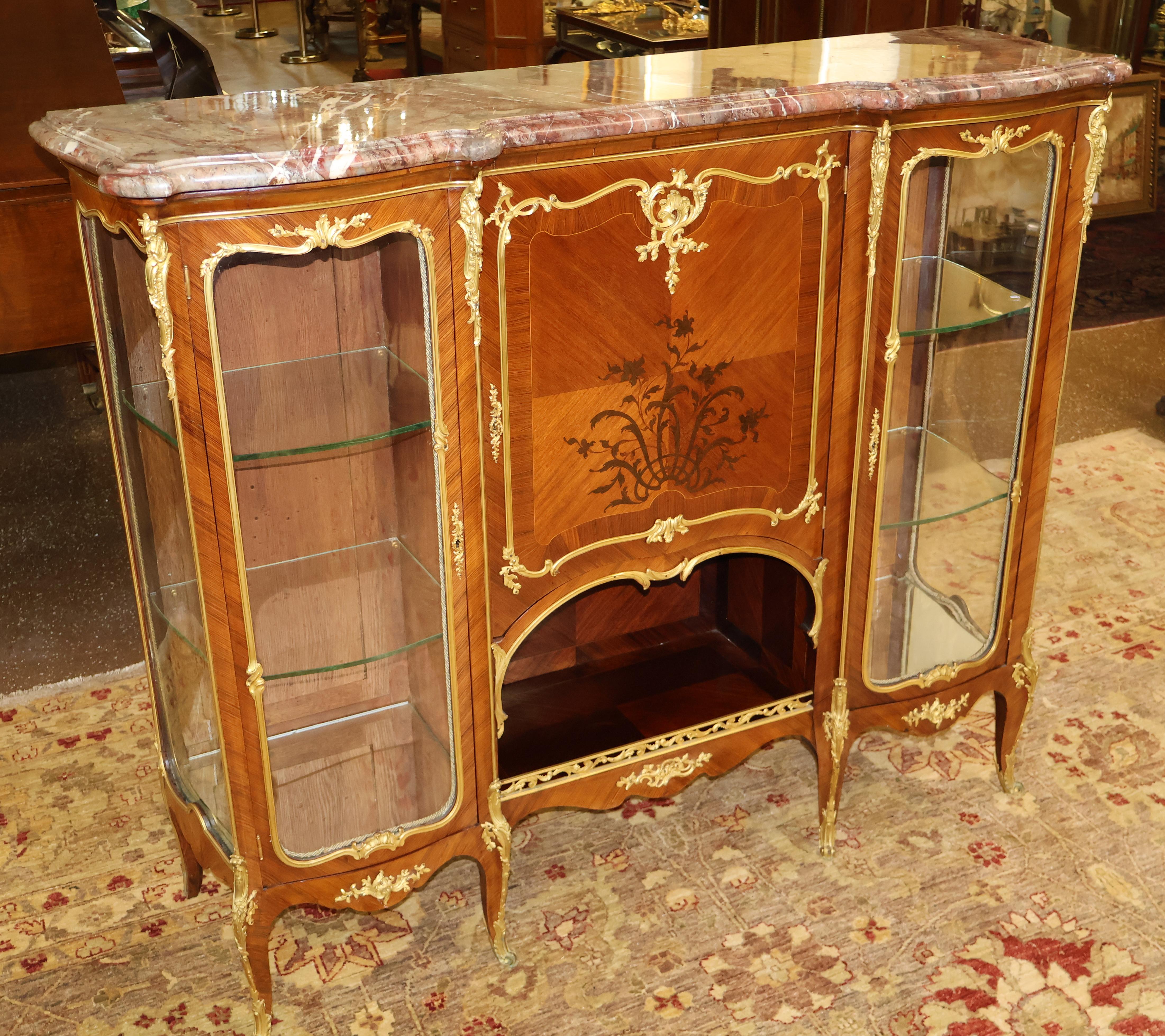 Hand-Carved Marble Top French Ormolu Kingwood Inlaid Marquetry Vitrine Attributed To Linke For Sale