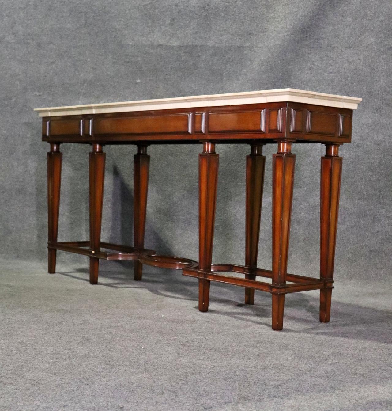 Table console de style Régence française avec plateau en marbre  Bon état - En vente à Swedesboro, NJ