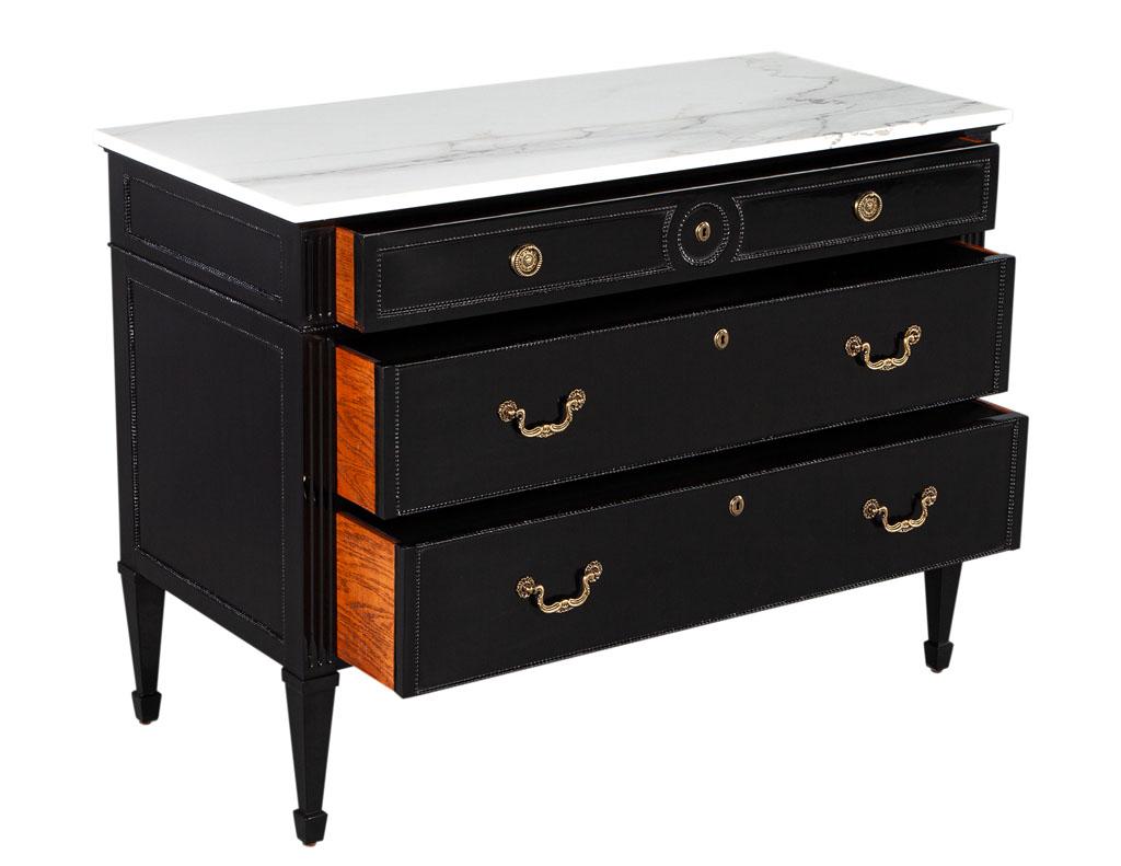 This gorgeous marble top commode chest is a truly luxurious piece of furniture. It is made with the finest materials, making it an heirloom piece that can be passed down through generations. The marble is sourced from Italy and is of the highest