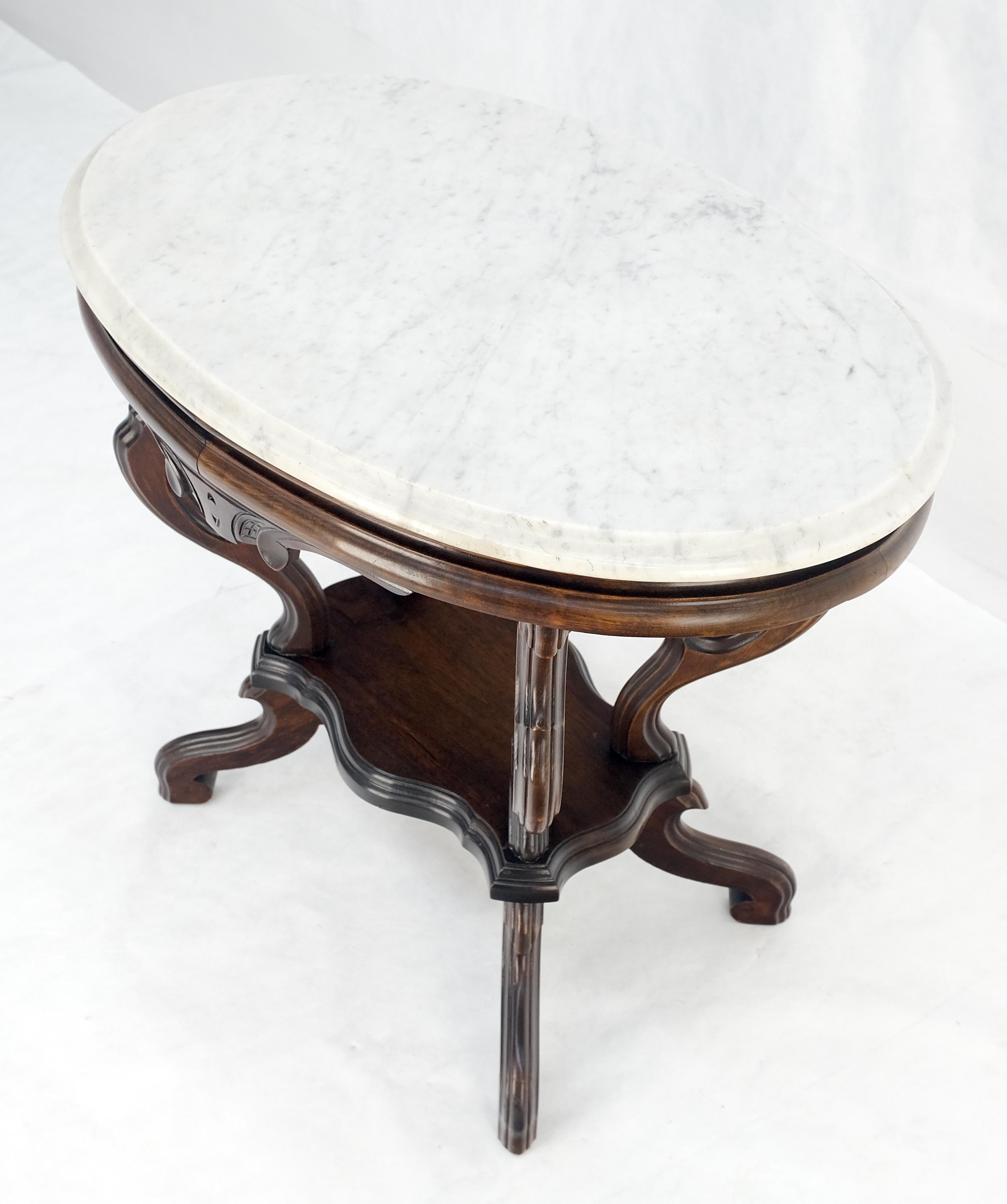 Marble Top Oval Carved Walnut Victorian Lamp Side Occasional Table MINT For Sale 3