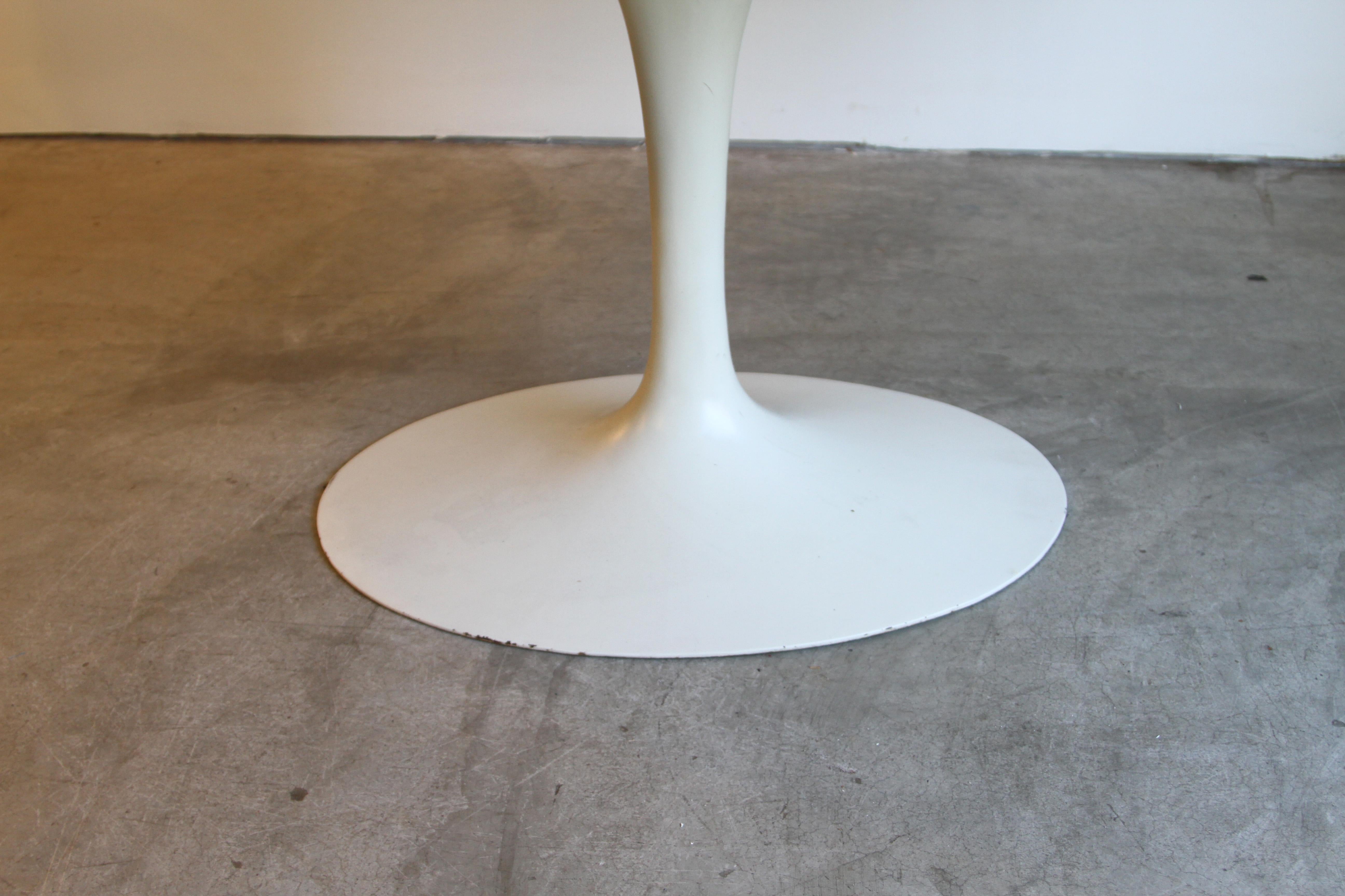 Mid-Century Modern Marble-Top Oval Saarinen for Knoll Dining Table