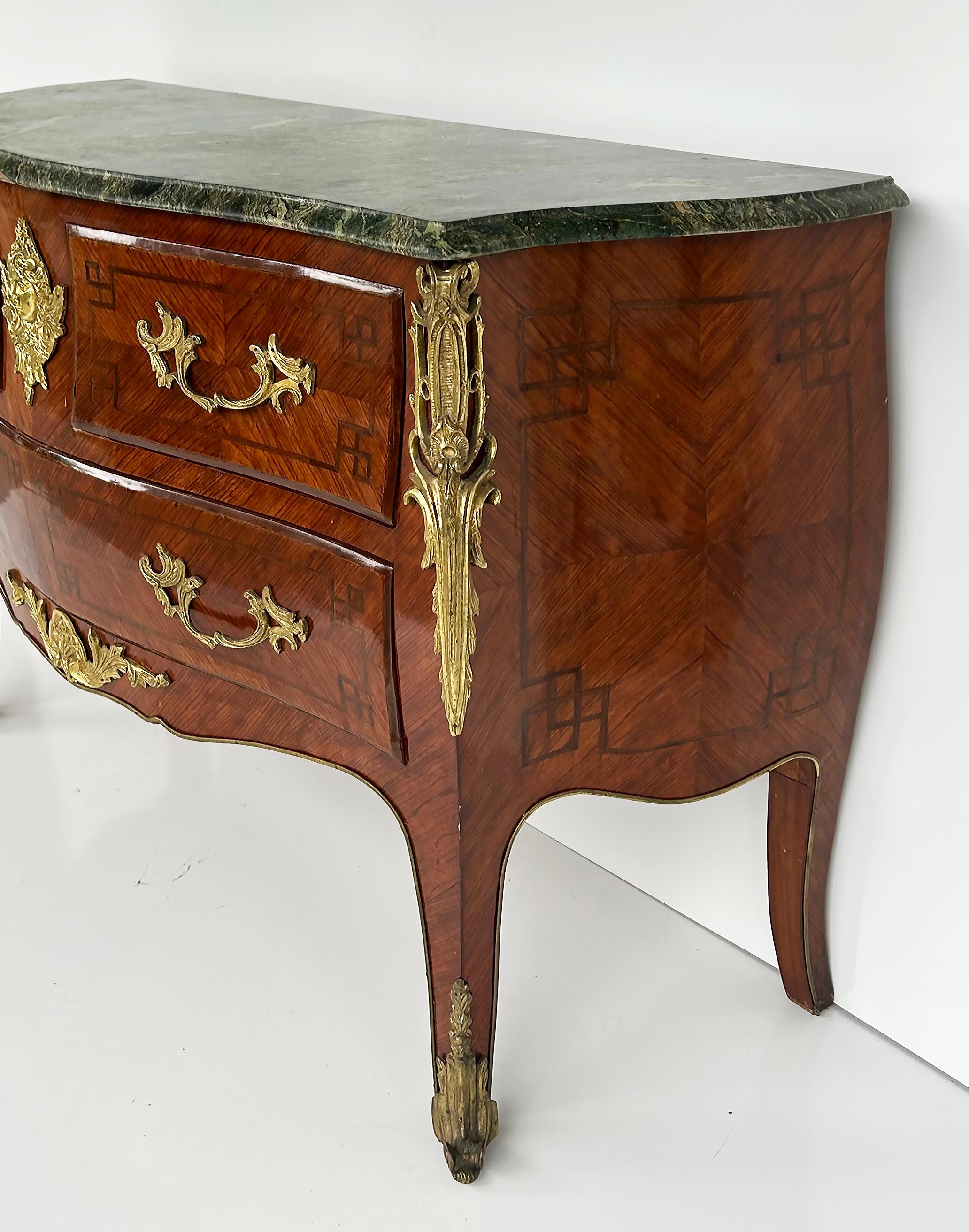 Marble Top Three Drawer Commode with Marquetry and Gilt Bronze Mounts, 20th C In Good Condition For Sale In Miami, FL