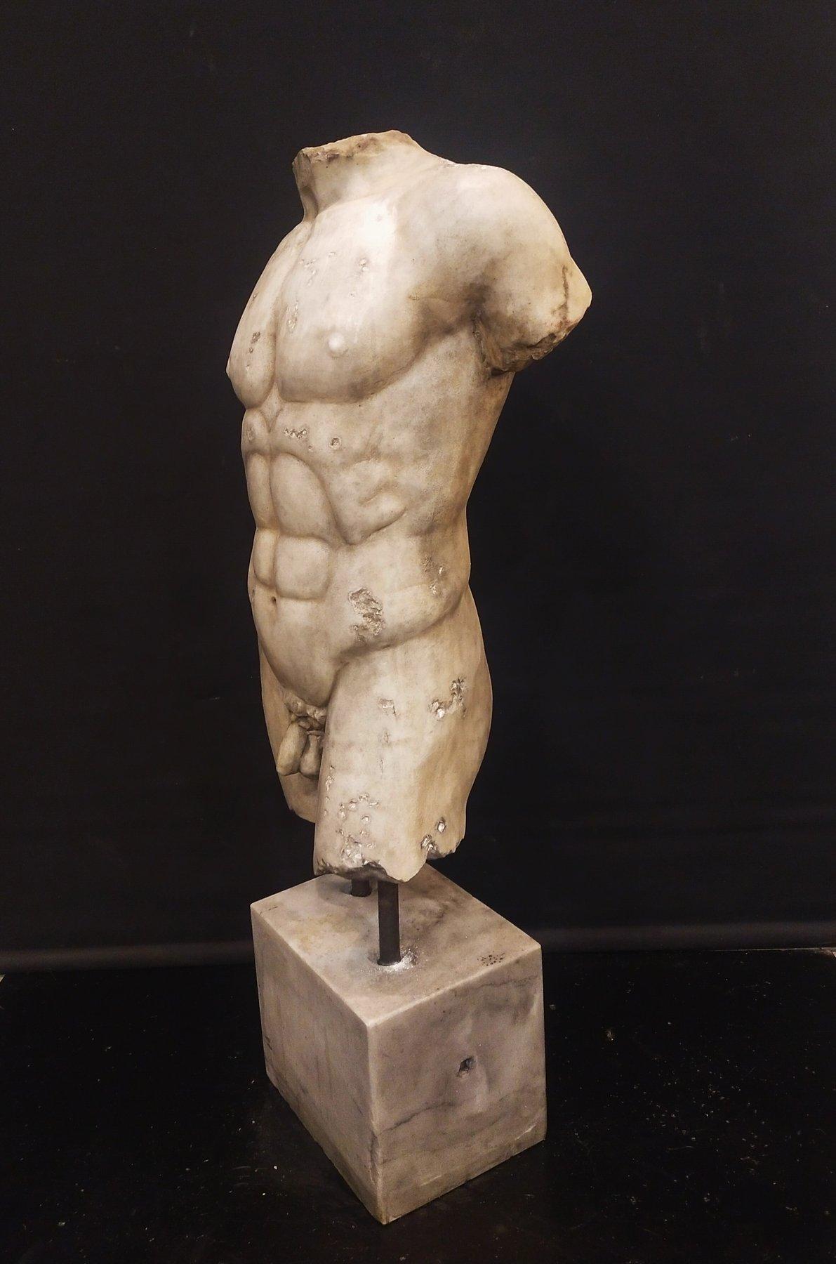 Torso de mármol de Mercurio, H. 92 cm, Escultura de mármol en Bueno estado para la venta en Rome, IT