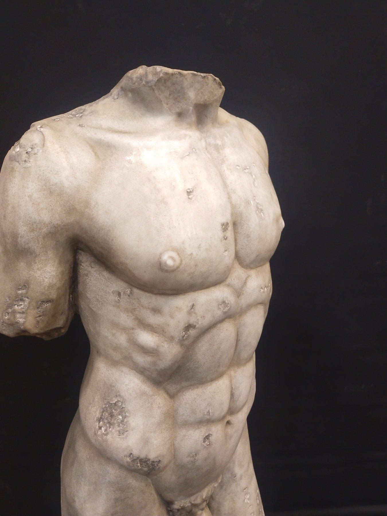 Torso de mármol de Mercurio, H. 92 cm, Escultura de mármol Mármol en venta