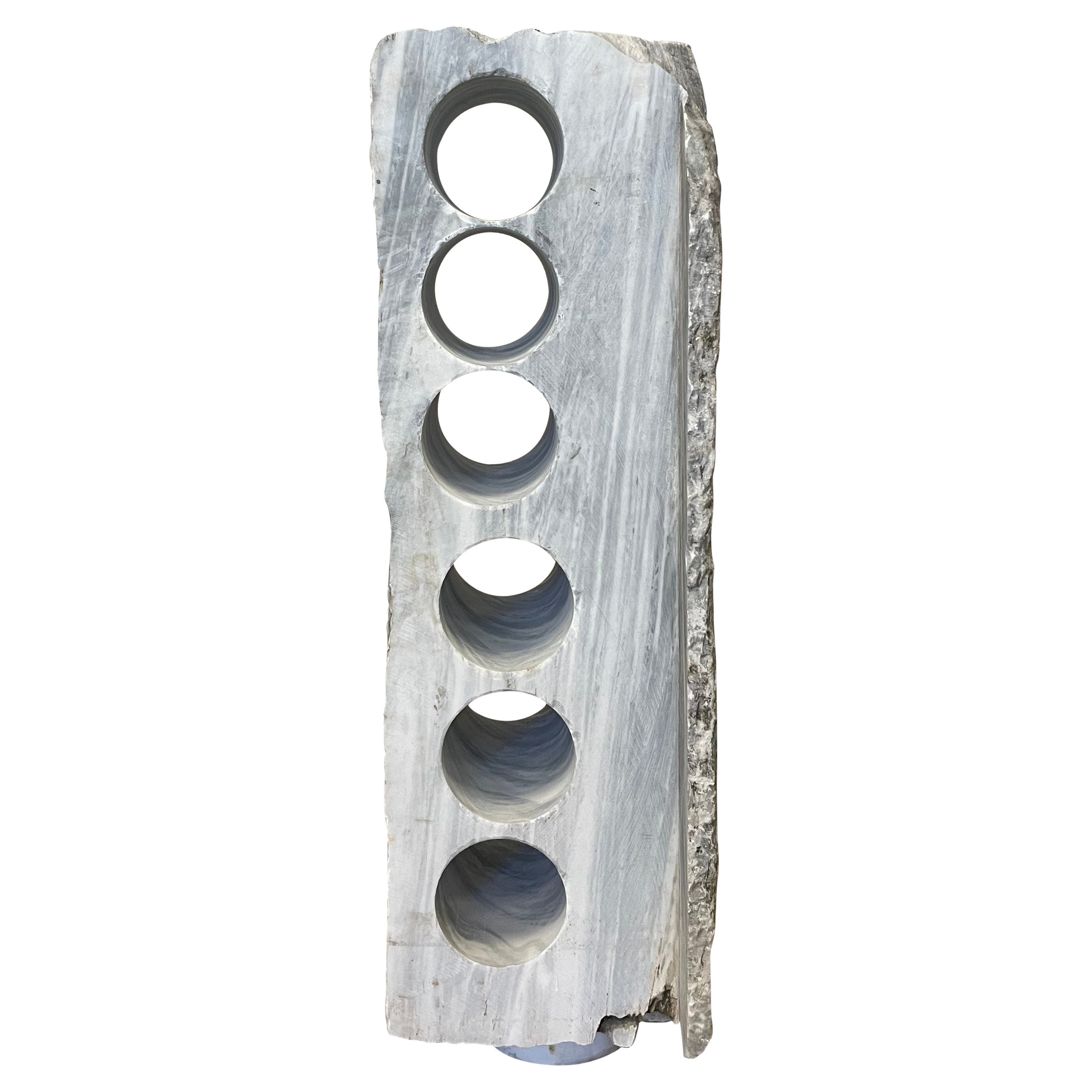 Totem di marmo bianco di Theodore Psychoyos in vendita