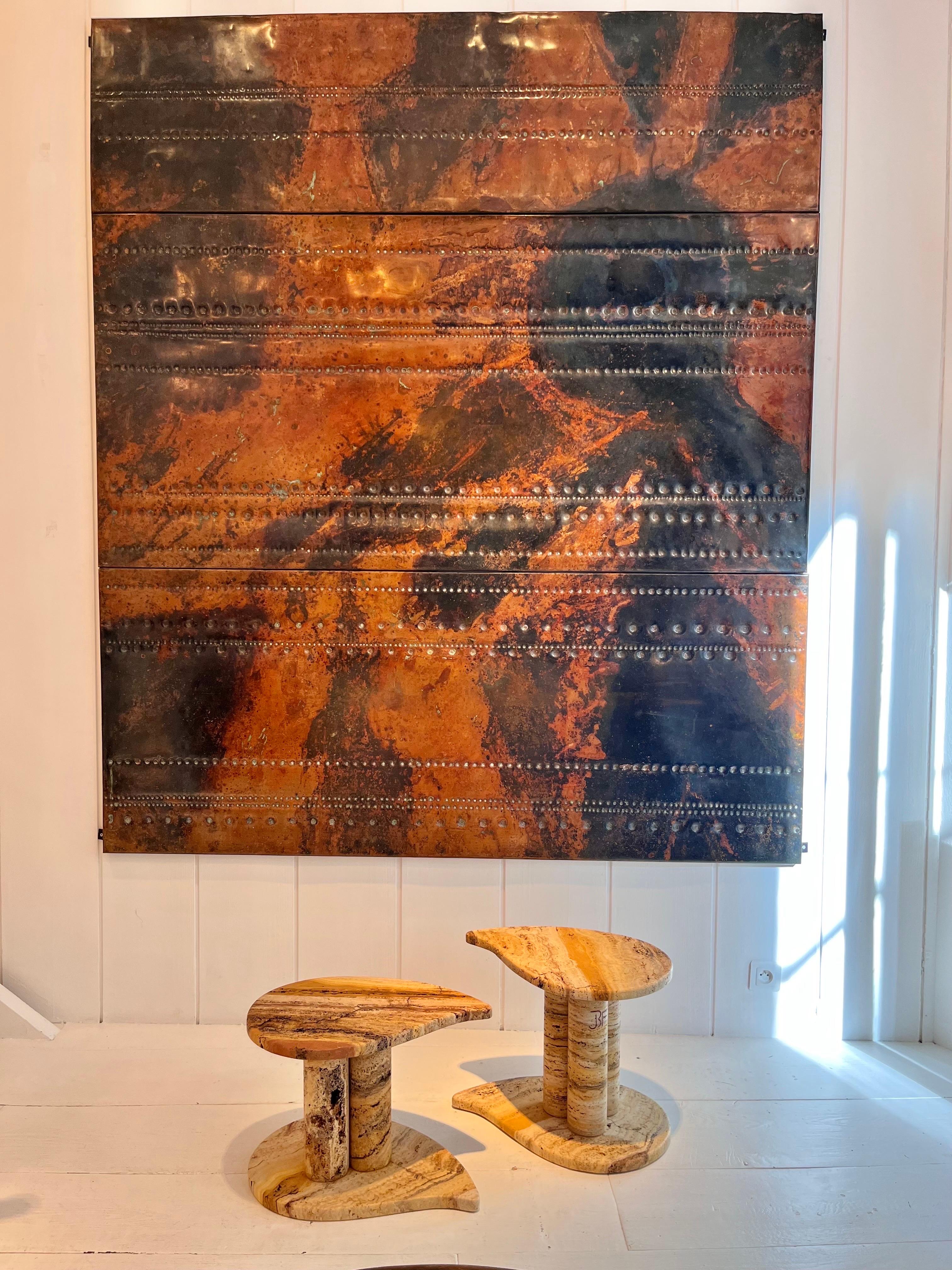 Tables d'appoint en marbre et travertin par Jean-Frédéric Bourdier en vente 5