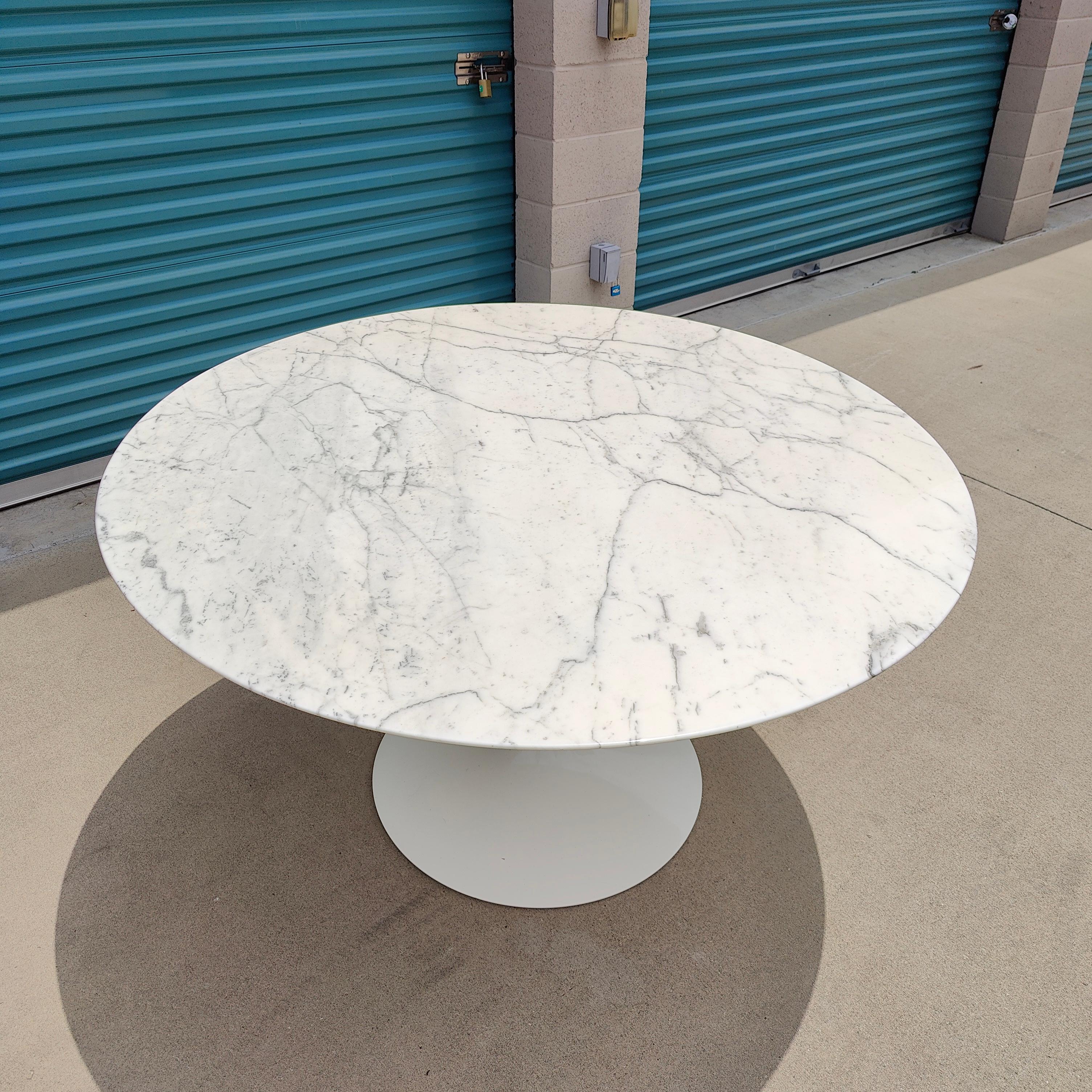 Marble Tulip Table by Eero Saarinen for Knoll, 50th Anniversary Edition 4