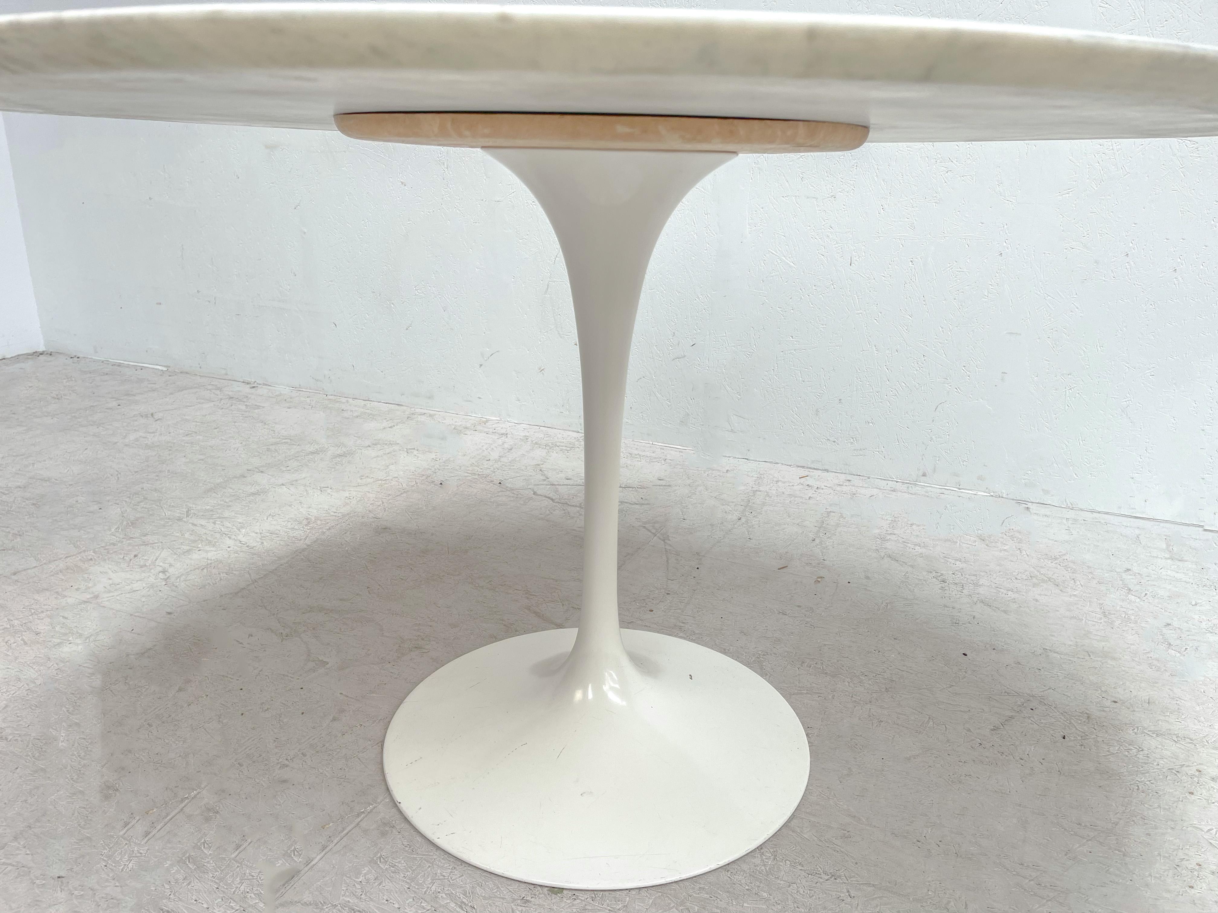 Late 20th Century Marble Tulip Table by Eero Saarinen for Knoll Int