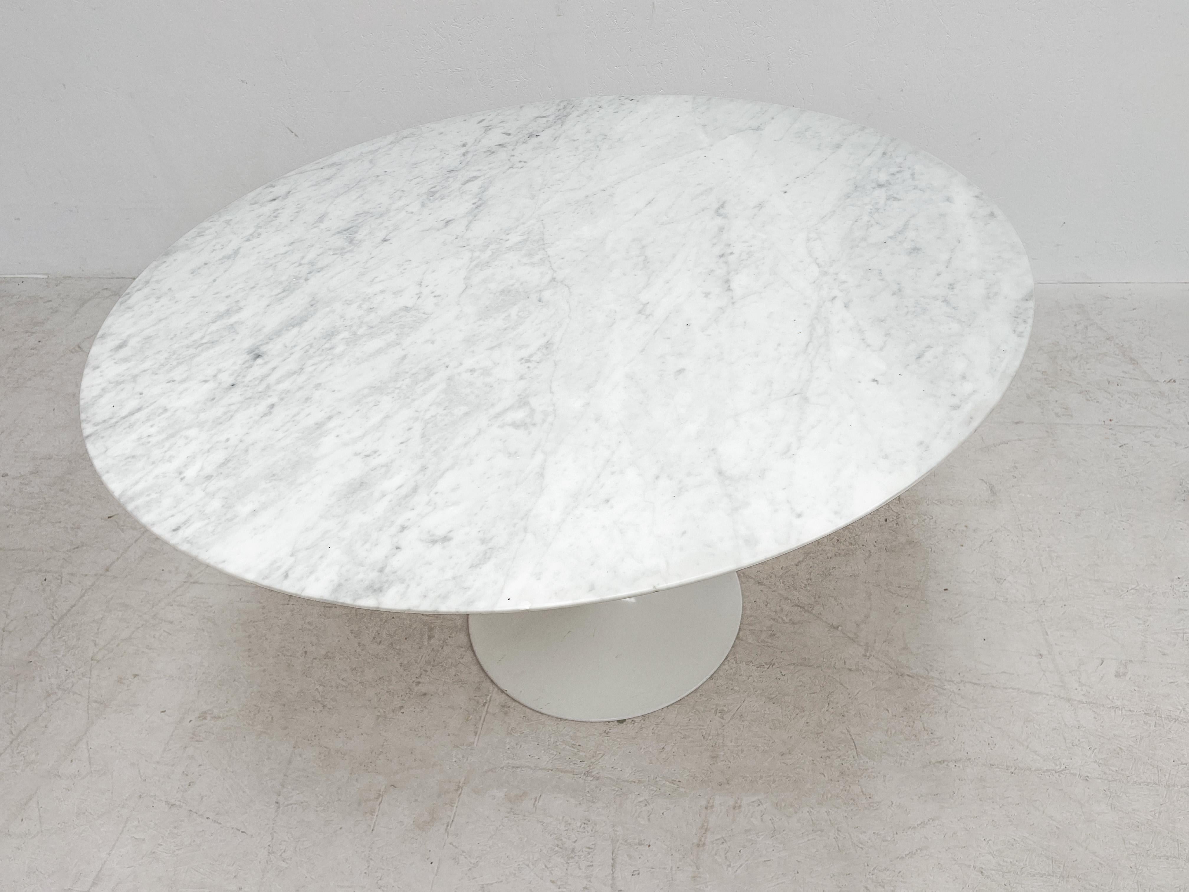Carrara Marble Marble Tulip Table by Eero Saarinen for Knoll Int