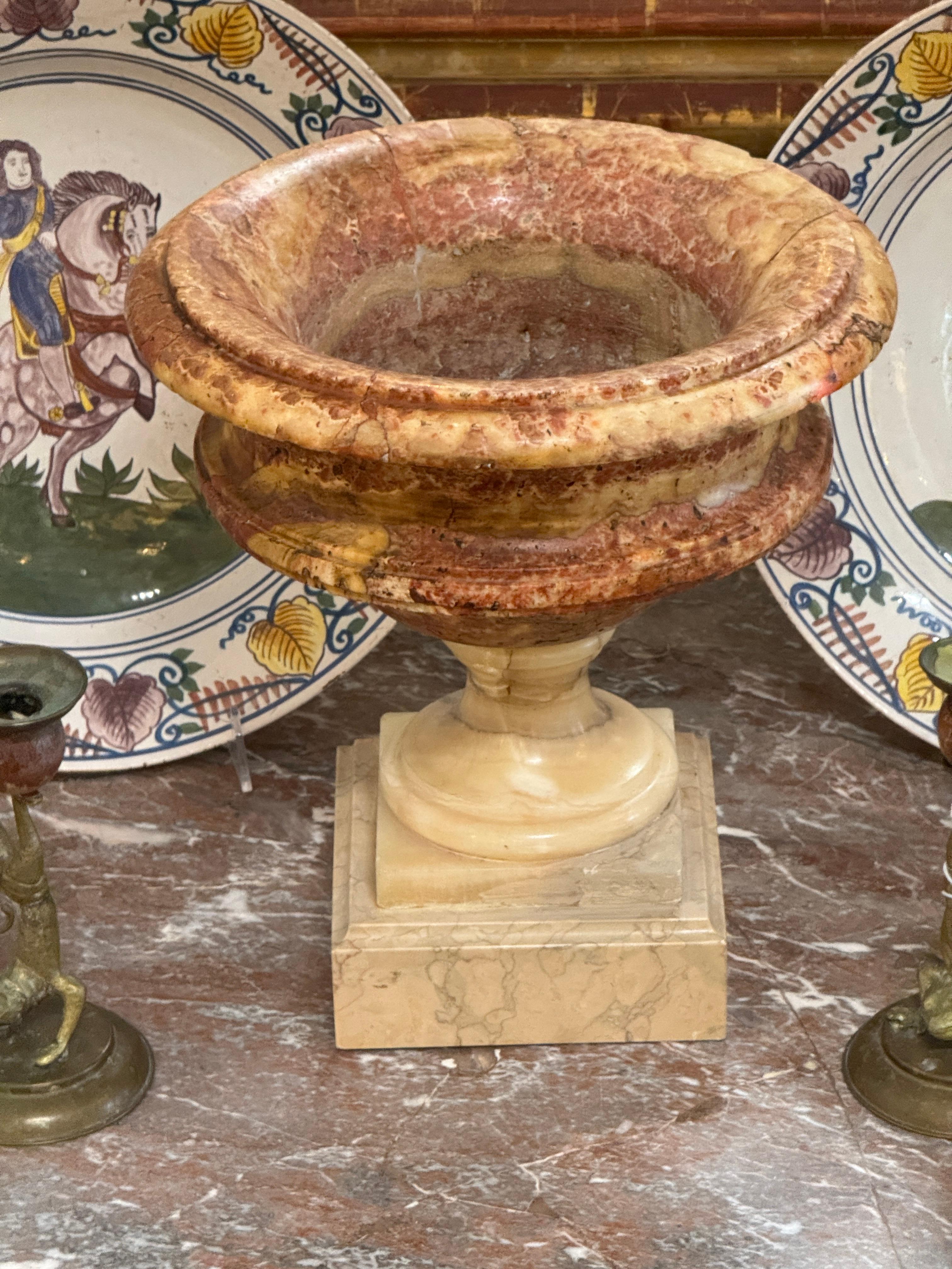 XIX secolo Marble Urn on Square Base in vendita