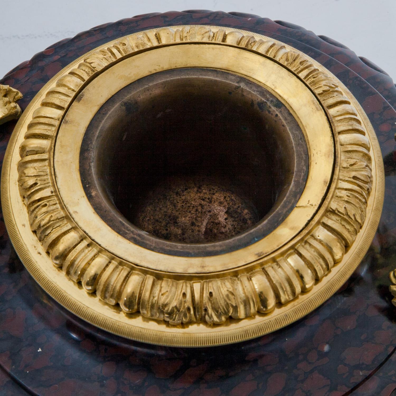 Francese Vaso di marmo, Francia, seconda metà del XIX secolo in vendita