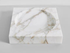 Contemporary White Marble Block Big Poche Rond by Henry Wilson