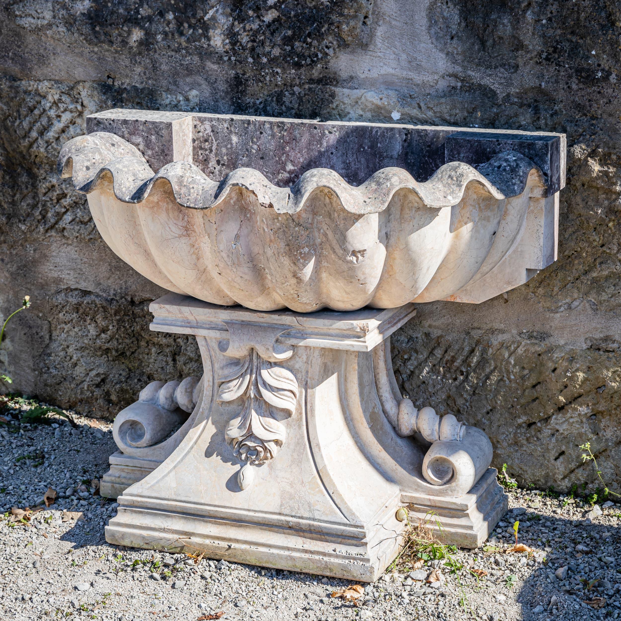 Renaissance Marble Wall Fountain For Sale