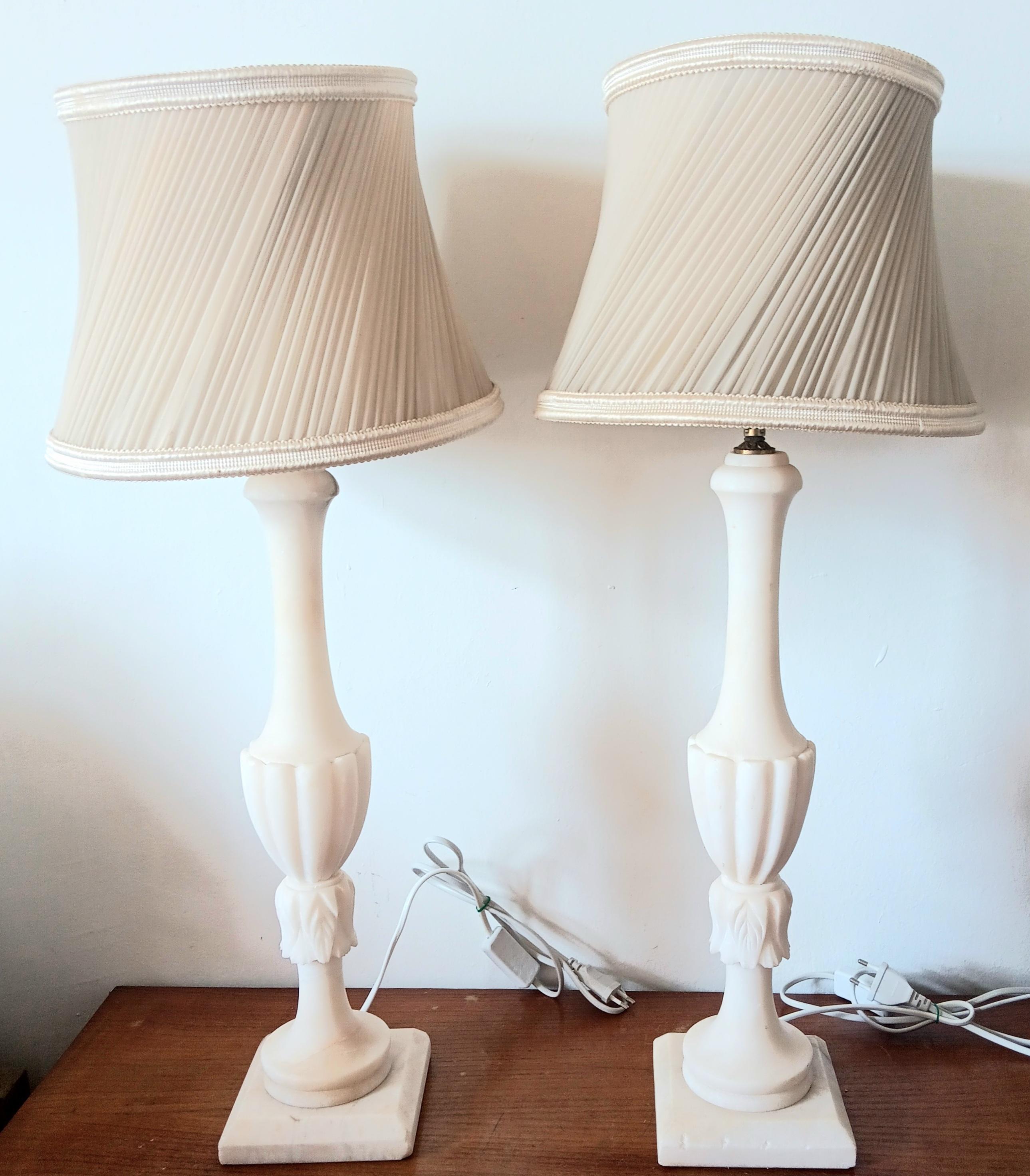 Table Lamps 77 cm Italian White Marble Alabaster White Large Whit Lladro Screens For Sale 12