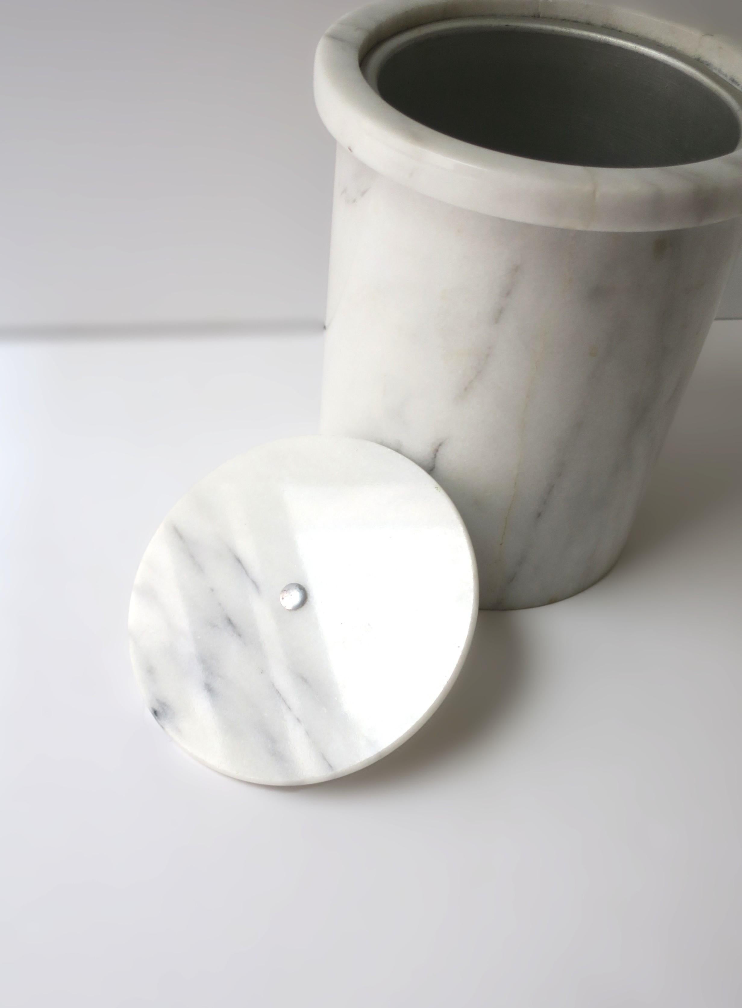 Marble Wine Cooler or Ice Box For Sale 4