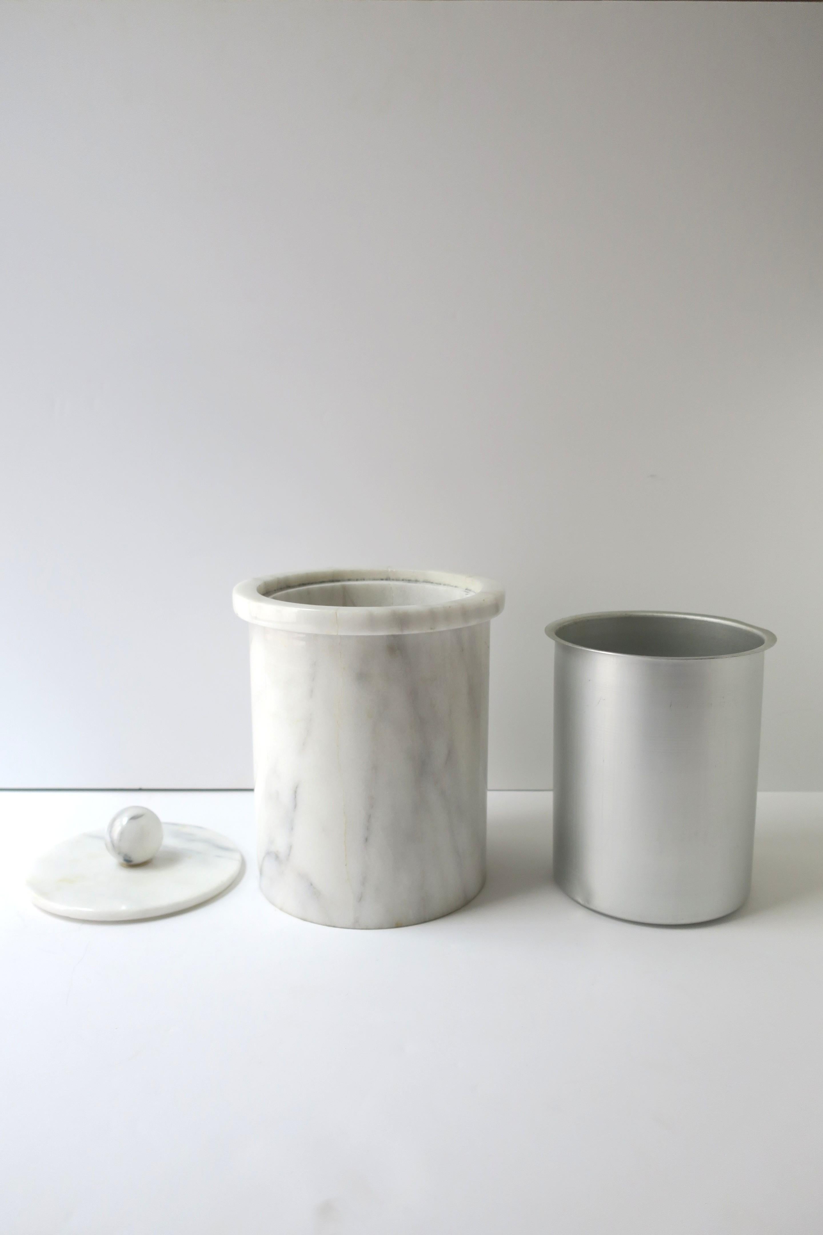 Marble Wine Cooler or Ice Box For Sale 3